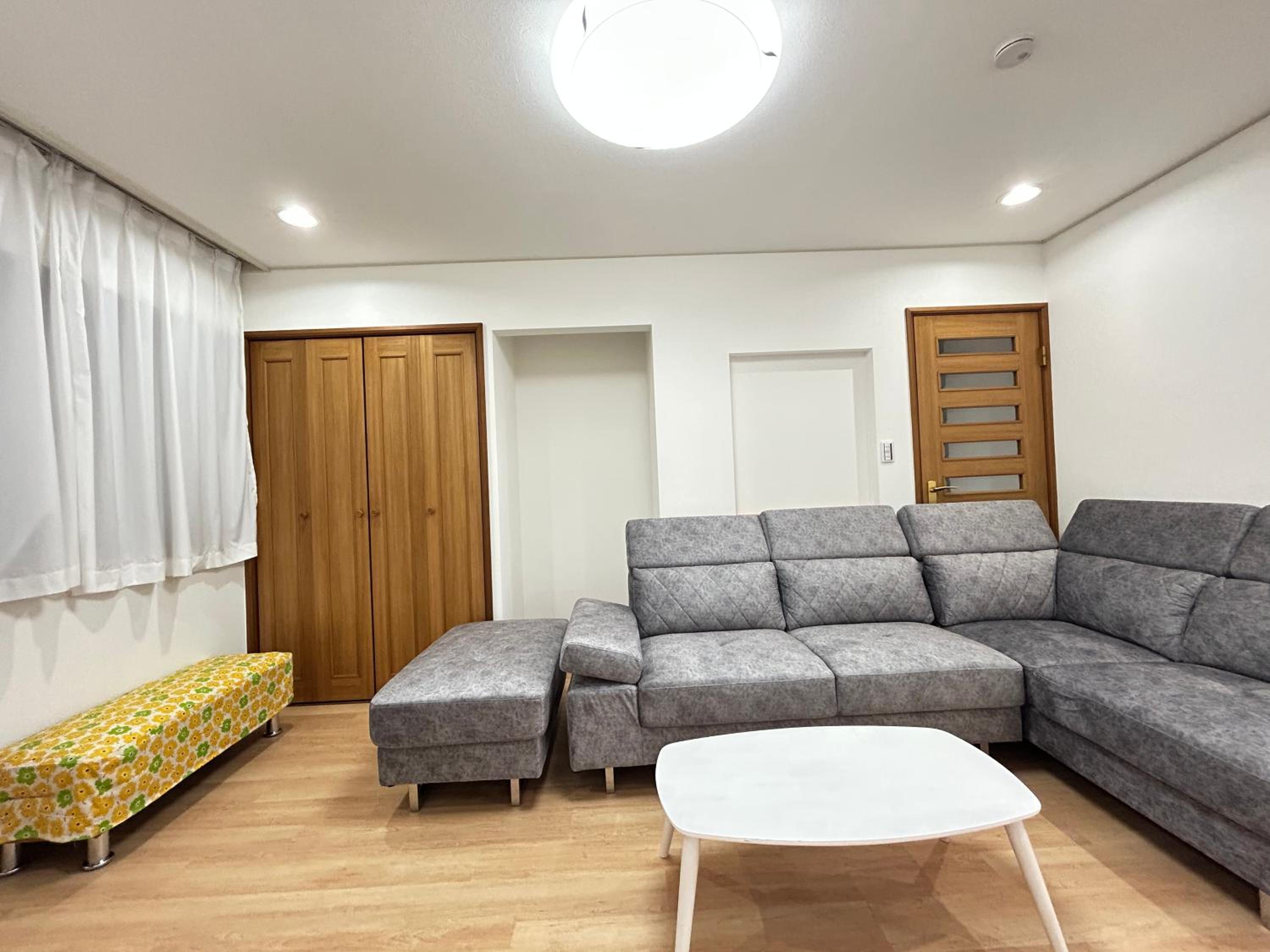 Near Asakusa, 5-min from Station, 5BR 150 square meters House, Near Skytree