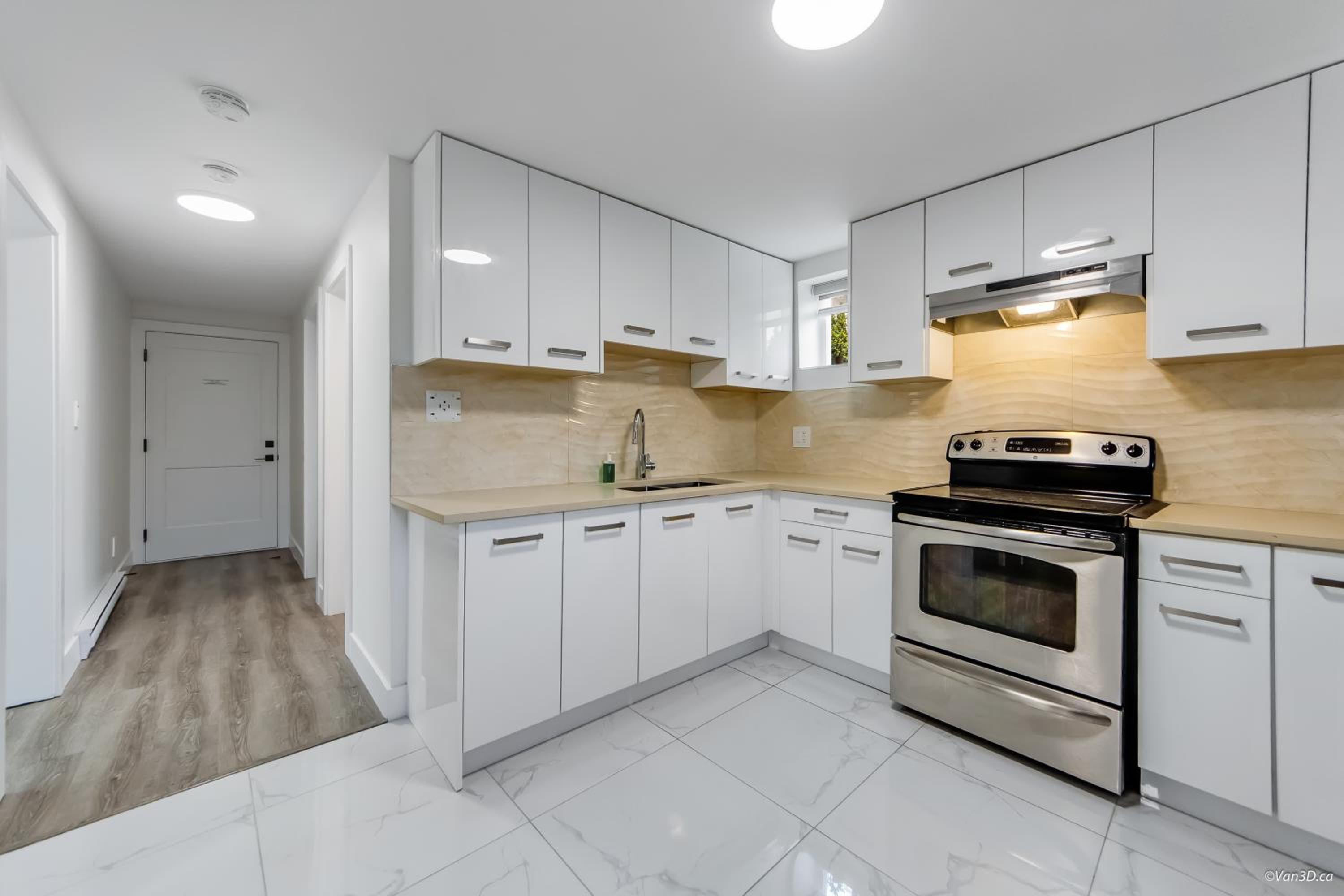 Top choice 2-Bed 1-Bath Garden Suite