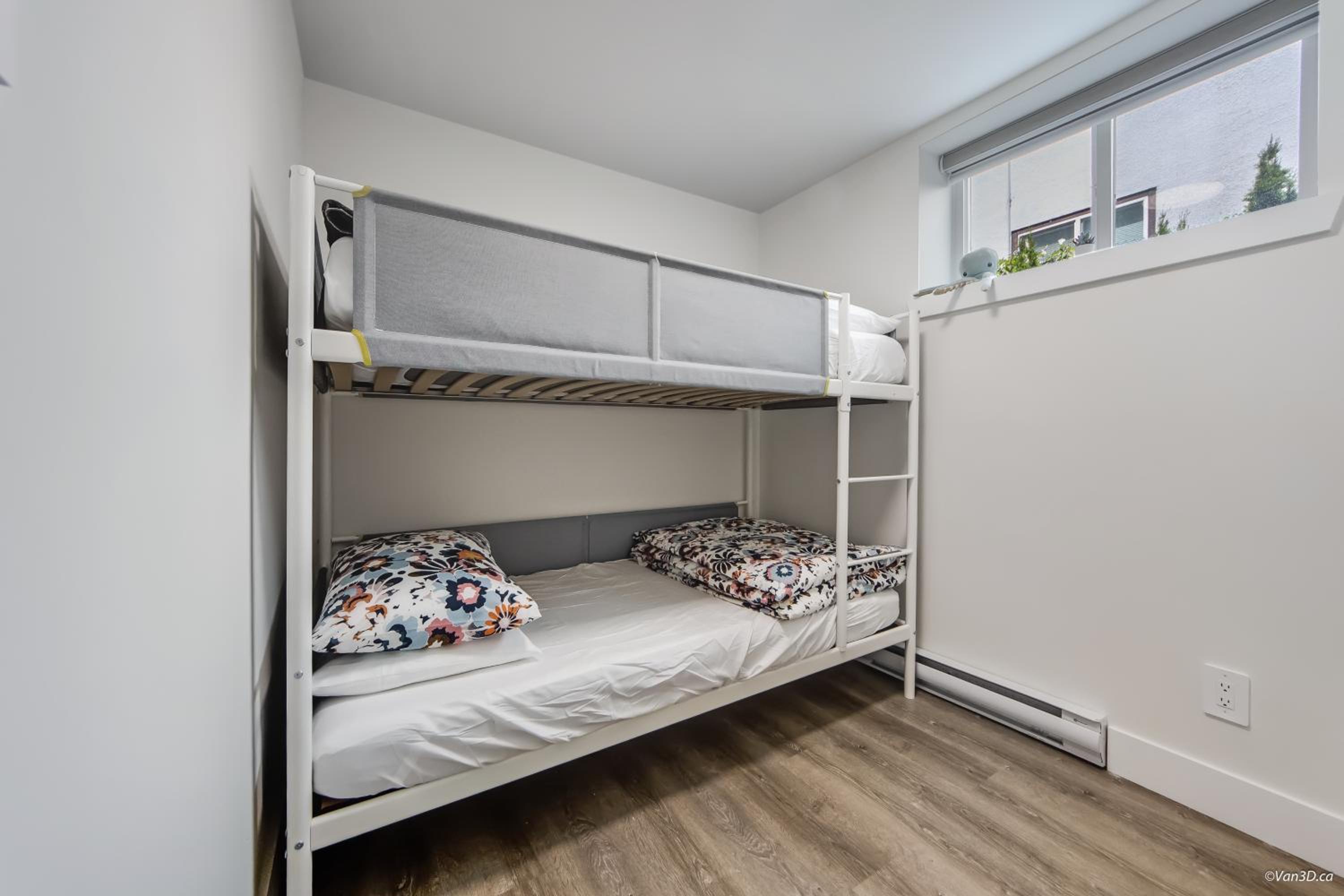 Top choice 2-Bed 1-Bath Garden Suite