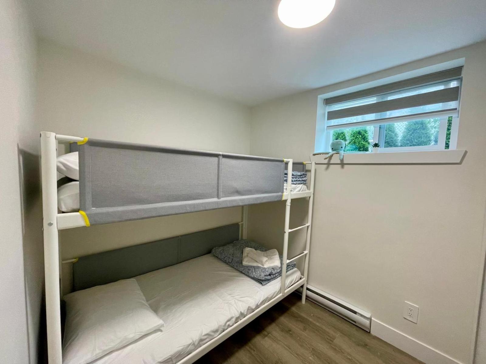 Top choice 2-Bed 1-Bath Garden Suite