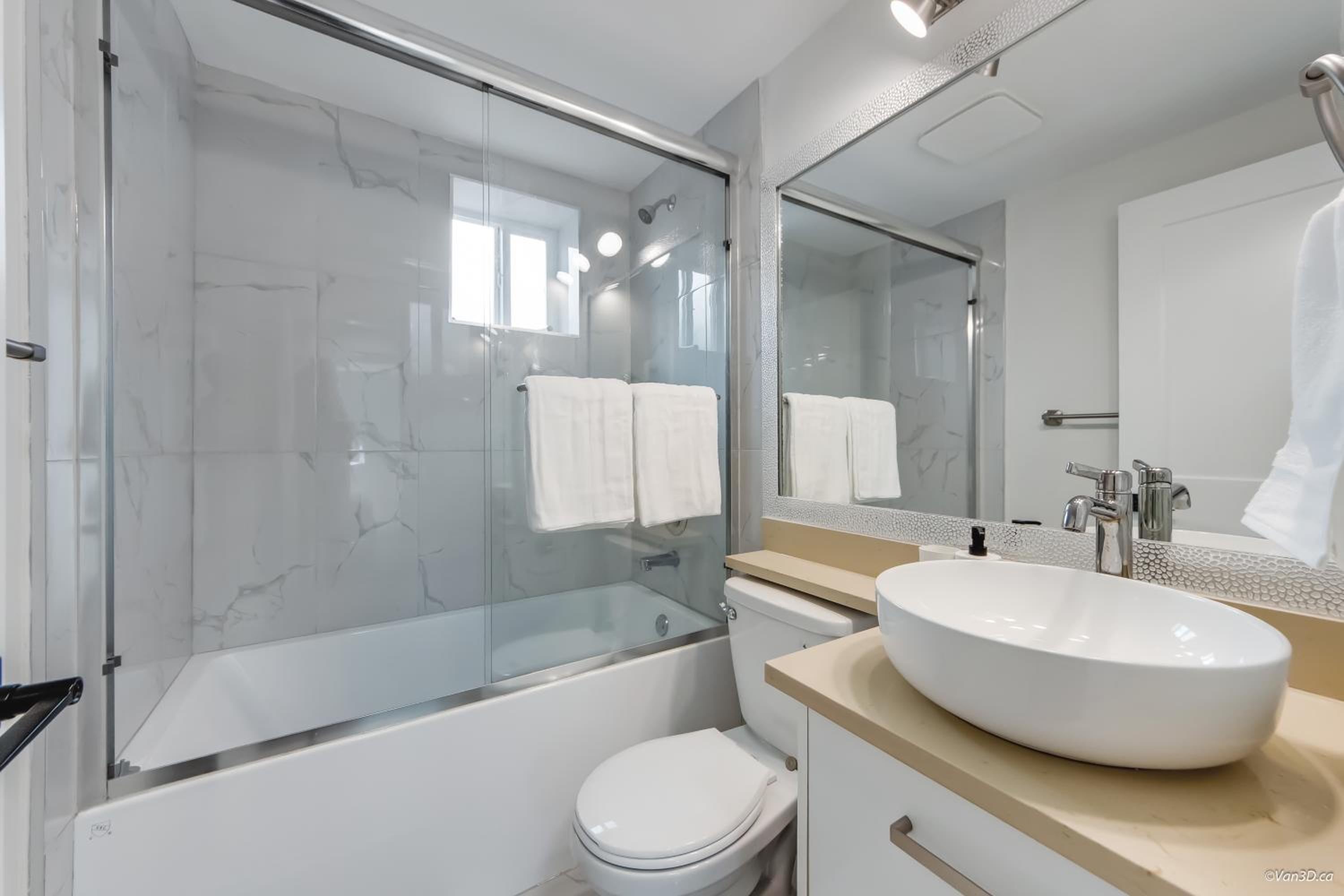 Top choice 2-Bed 1-Bath Garden Suite