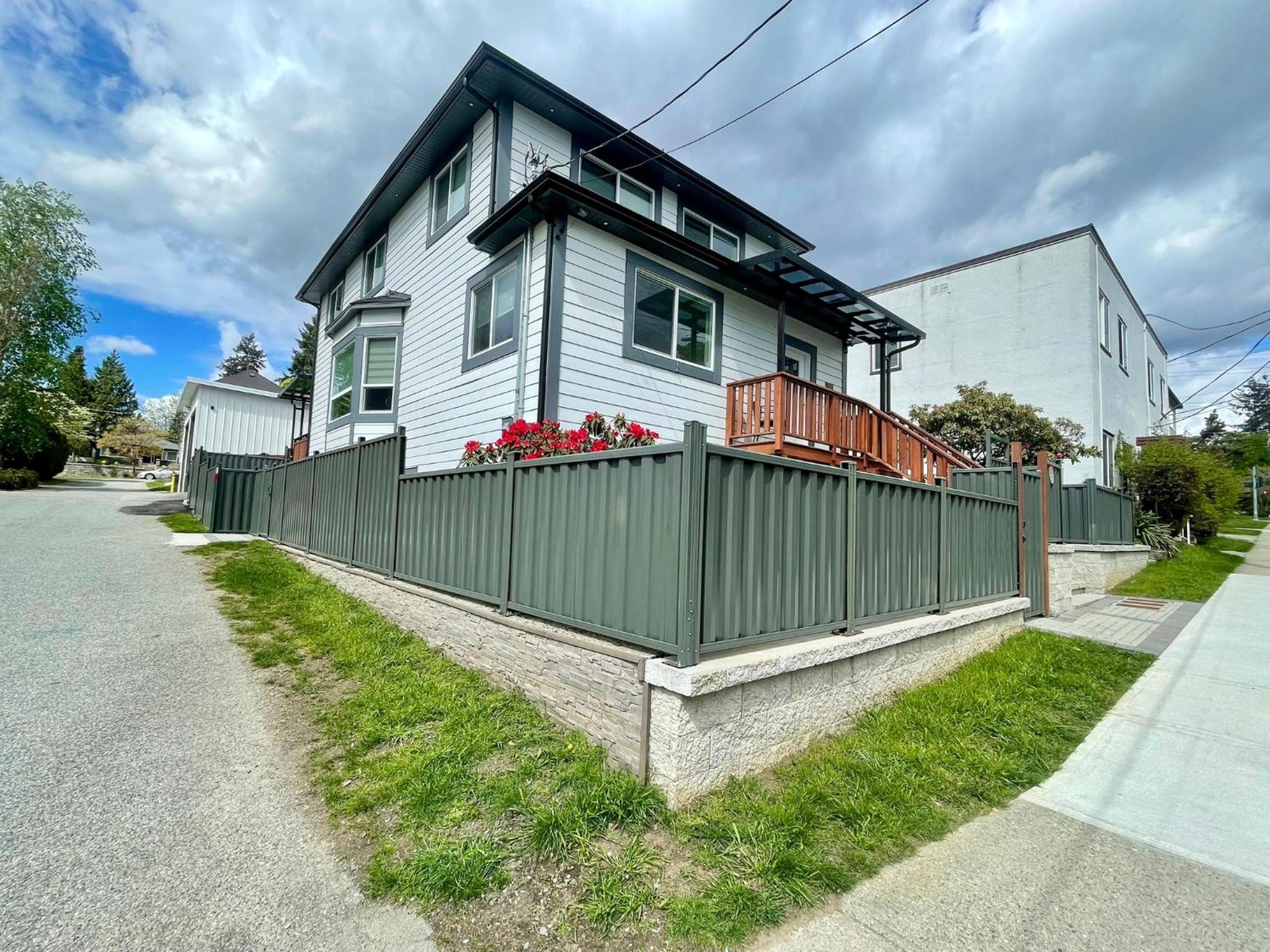 Top choice 2-Bed 1-Bath Garden Suite
