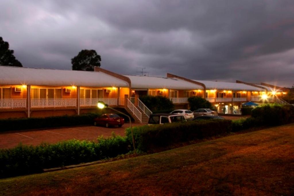 Hotel The Hermitage Motel - Campbelltown - Image 1