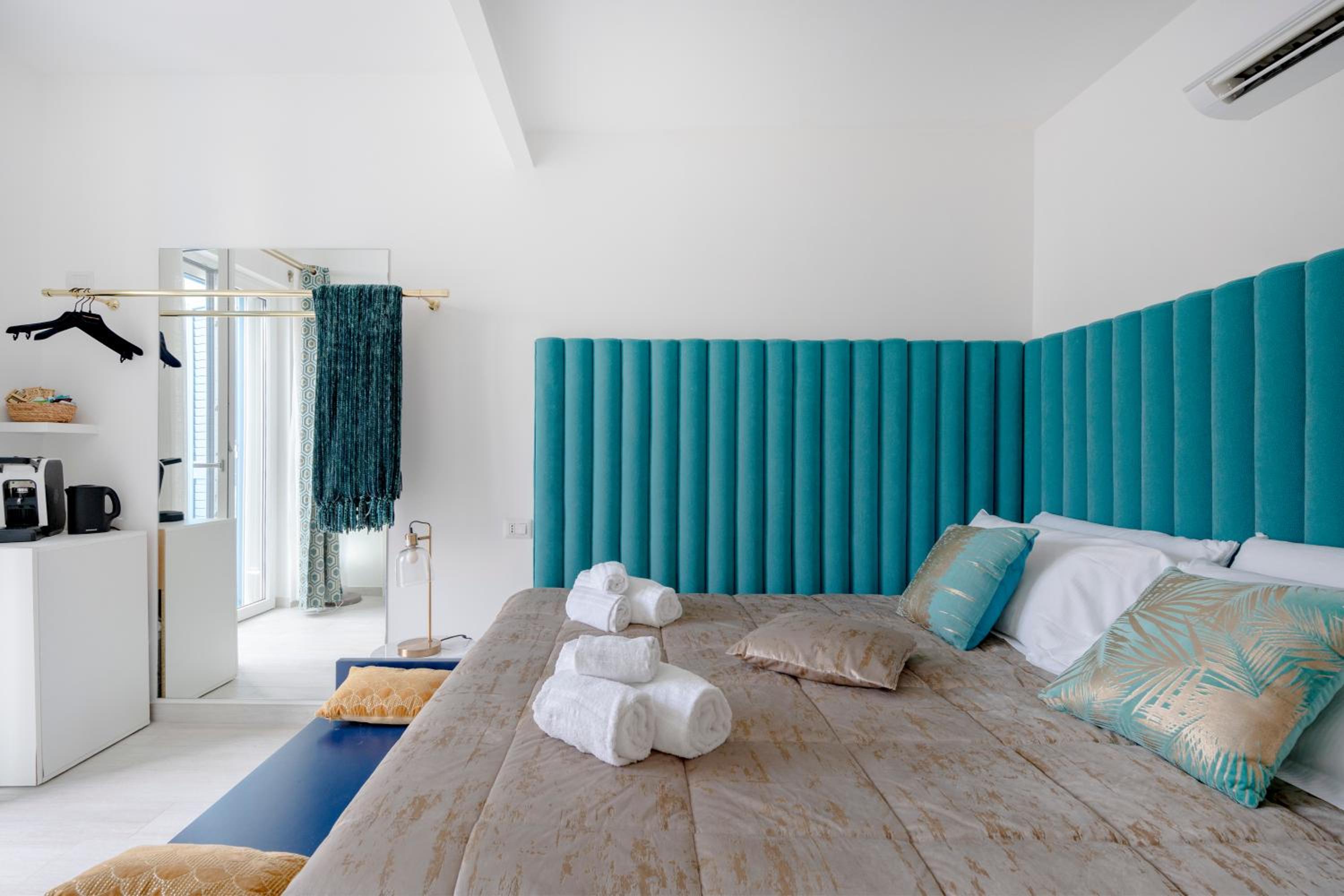 Cielo | Suite con Bagno e Cucina Condivisa – Centrale