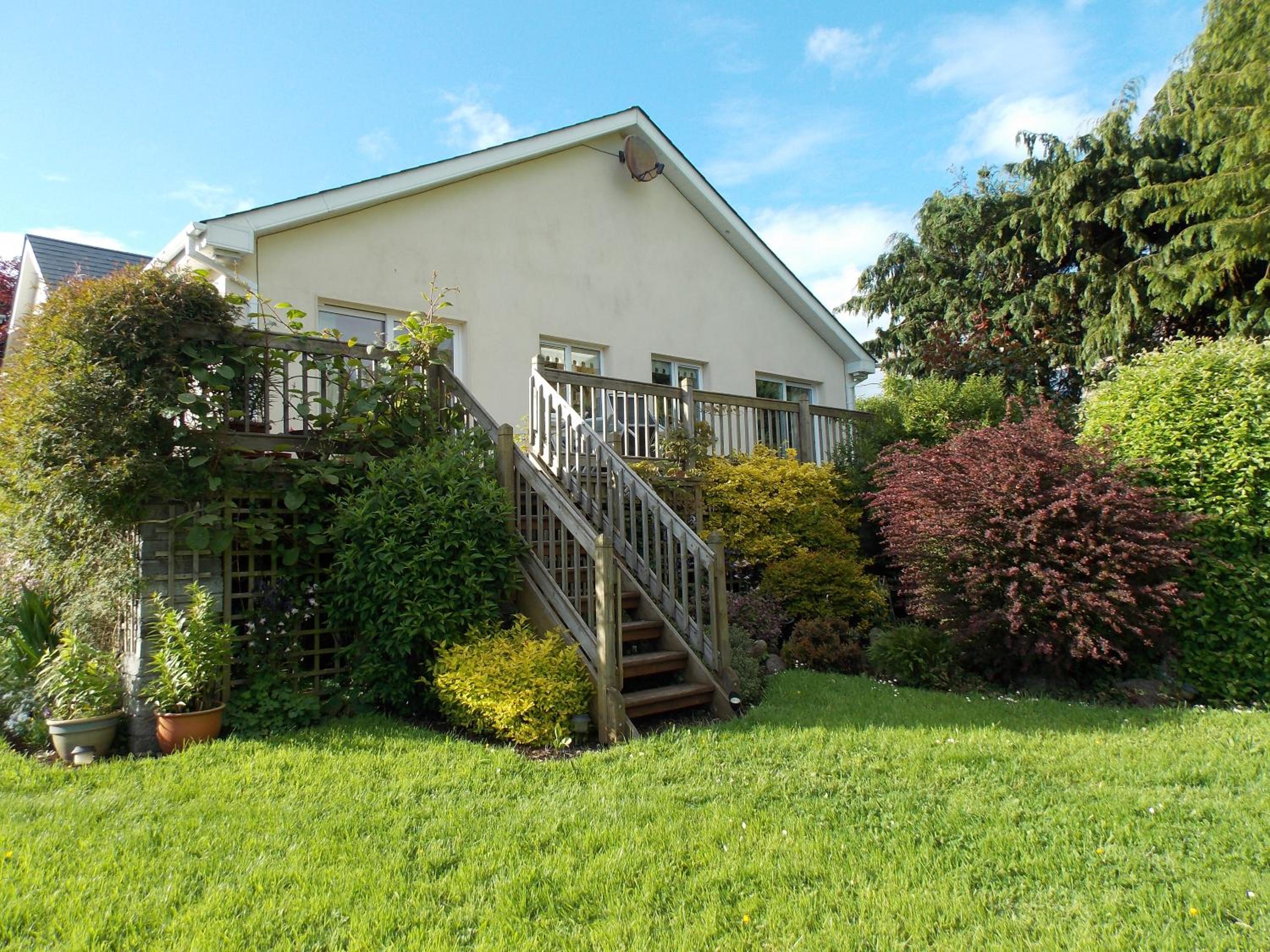 Reads Park Self - Catering Accommodation view 2