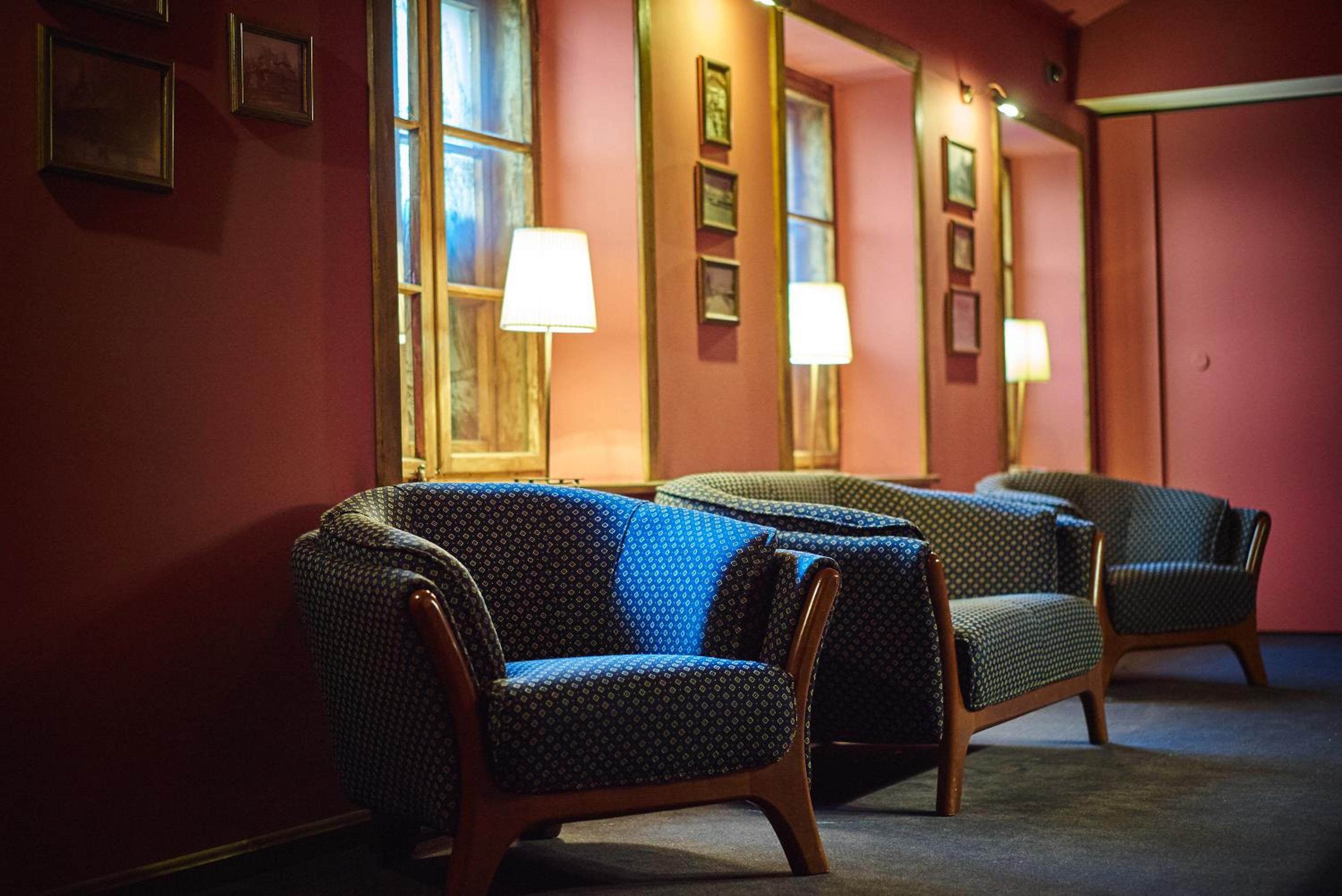 lounge