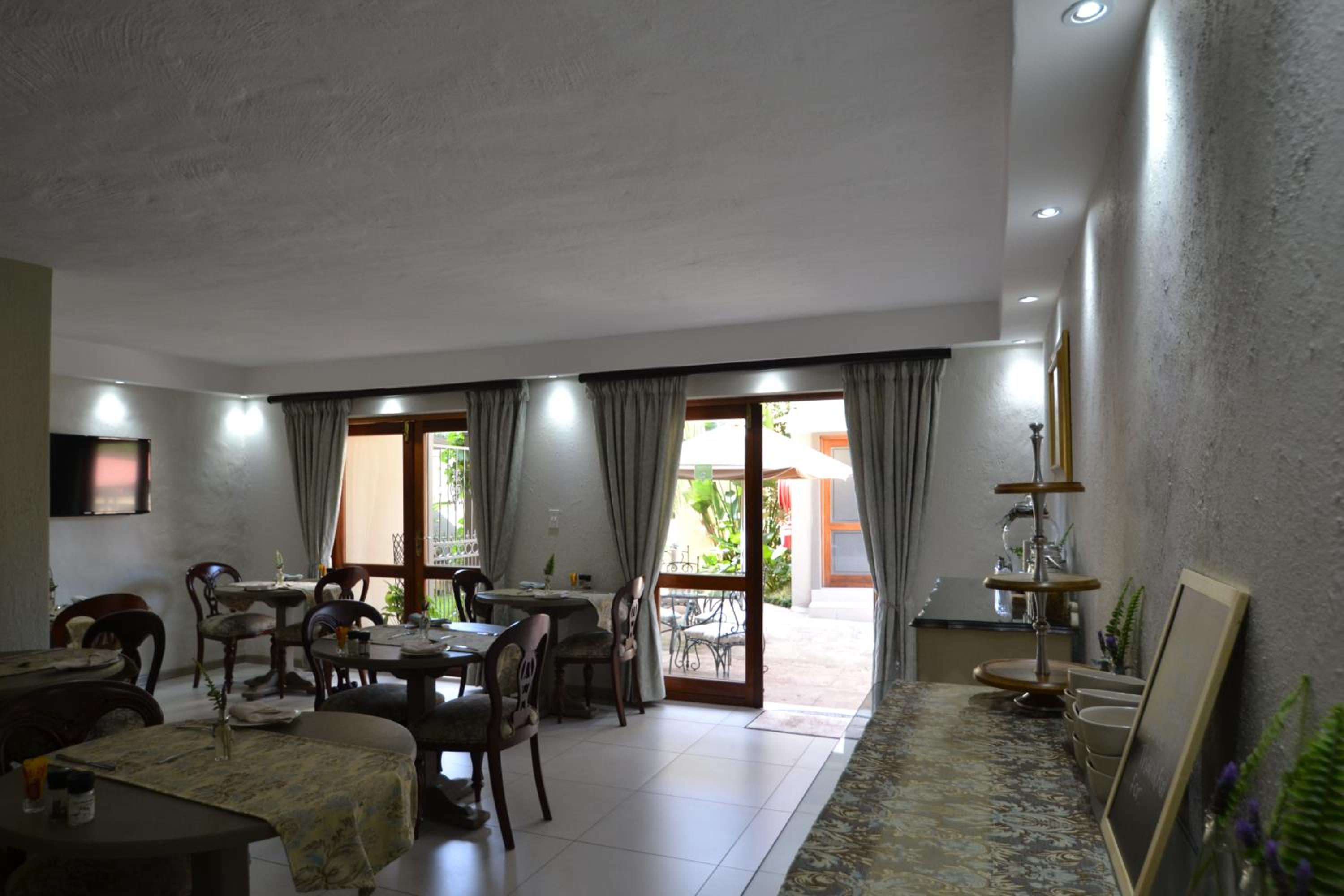 Dunton Guest House