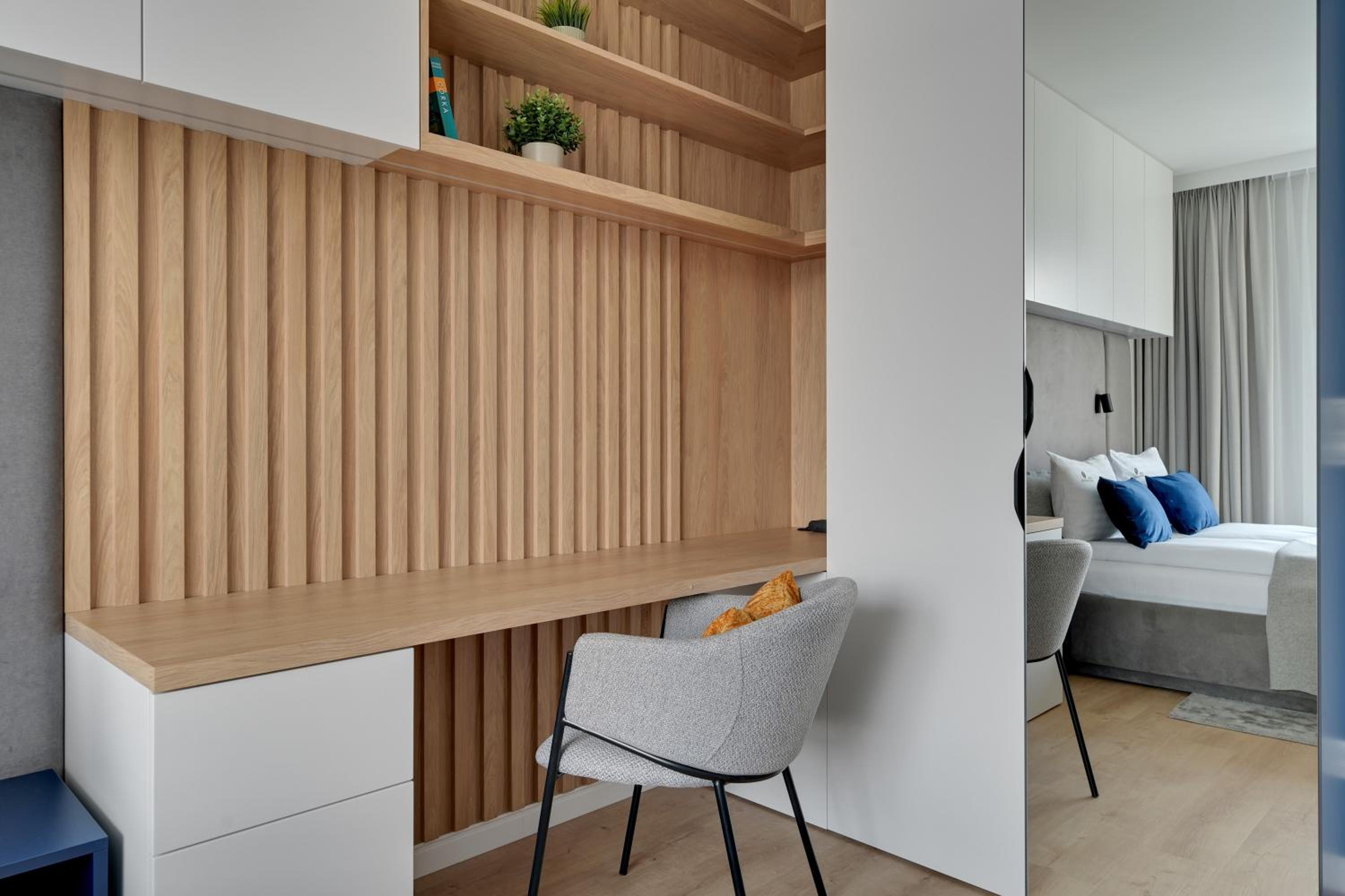 DOKI LifeStyle & Food Hall by Lion Apartments