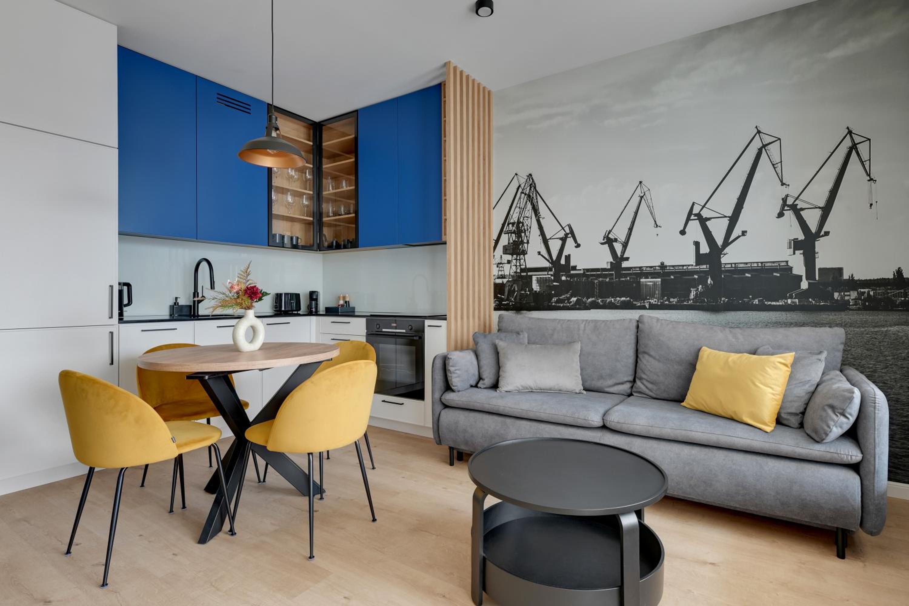 DOKI LifeStyle & Food Hall by Lion Apartments