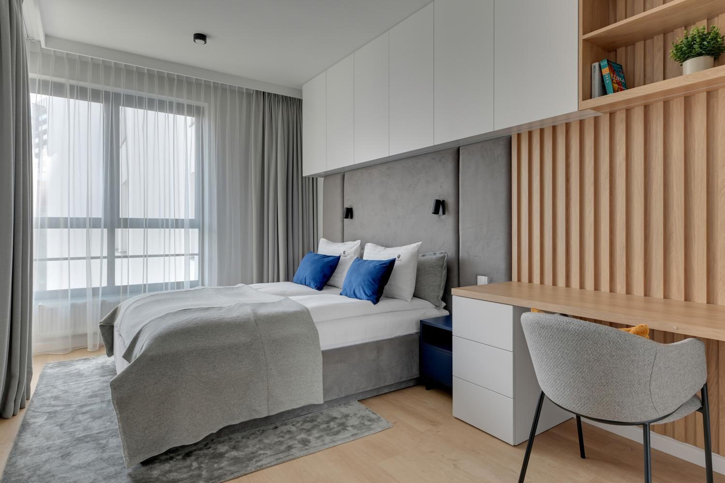 DOKI LifeStyle & Food Hall by Lion Apartments
