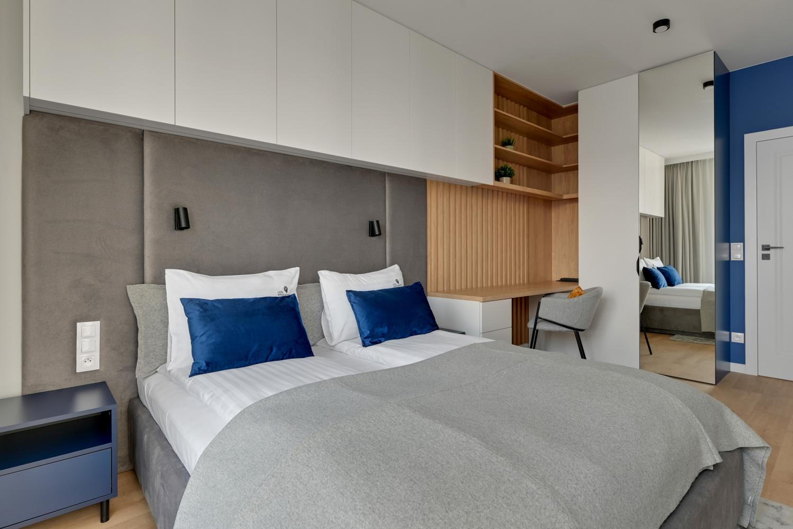 DOKI LifeStyle & Food Hall by Lion Apartments