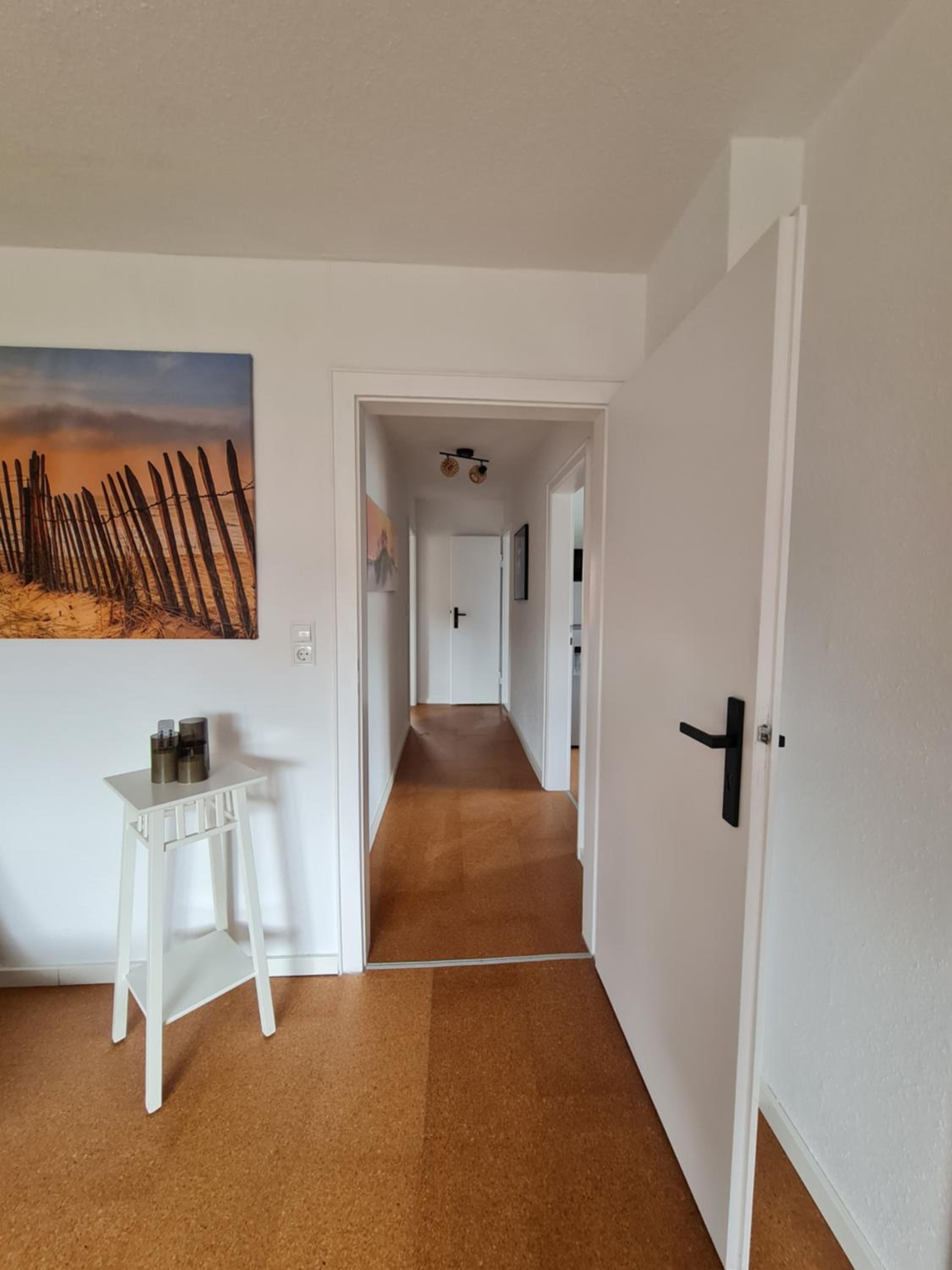 Große 4-Personen-Wohnung mit 3 Schlafzimmern & Parkplatz ruhig gelegen