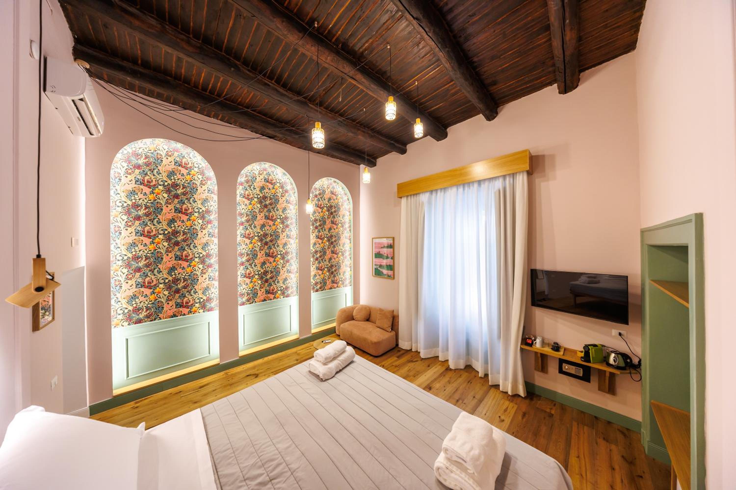 The Tribunali Apartments By HouseinNaples