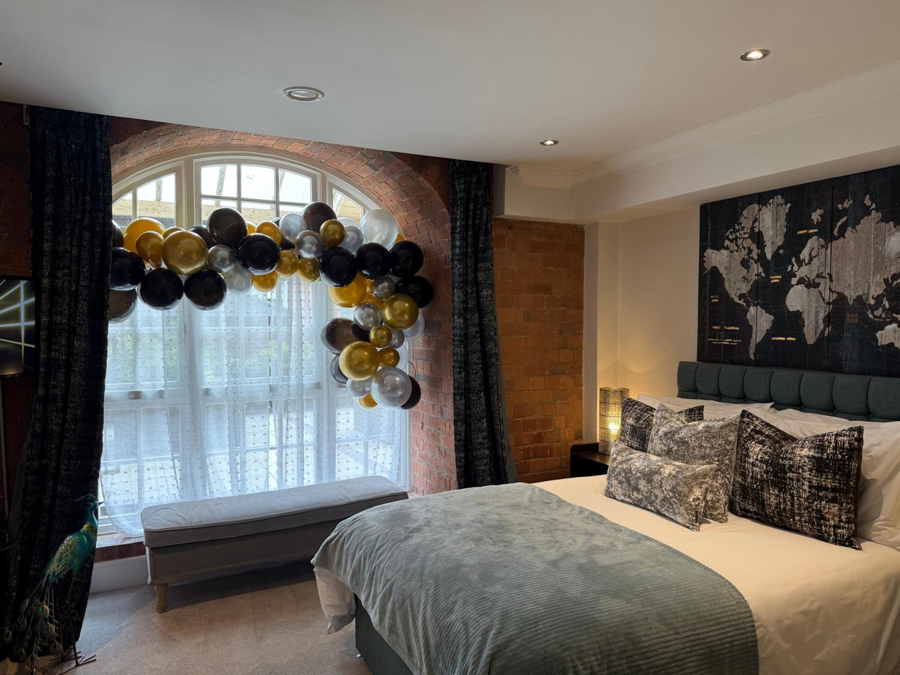 Staycation York at 1 Cocoa Suites with free parking