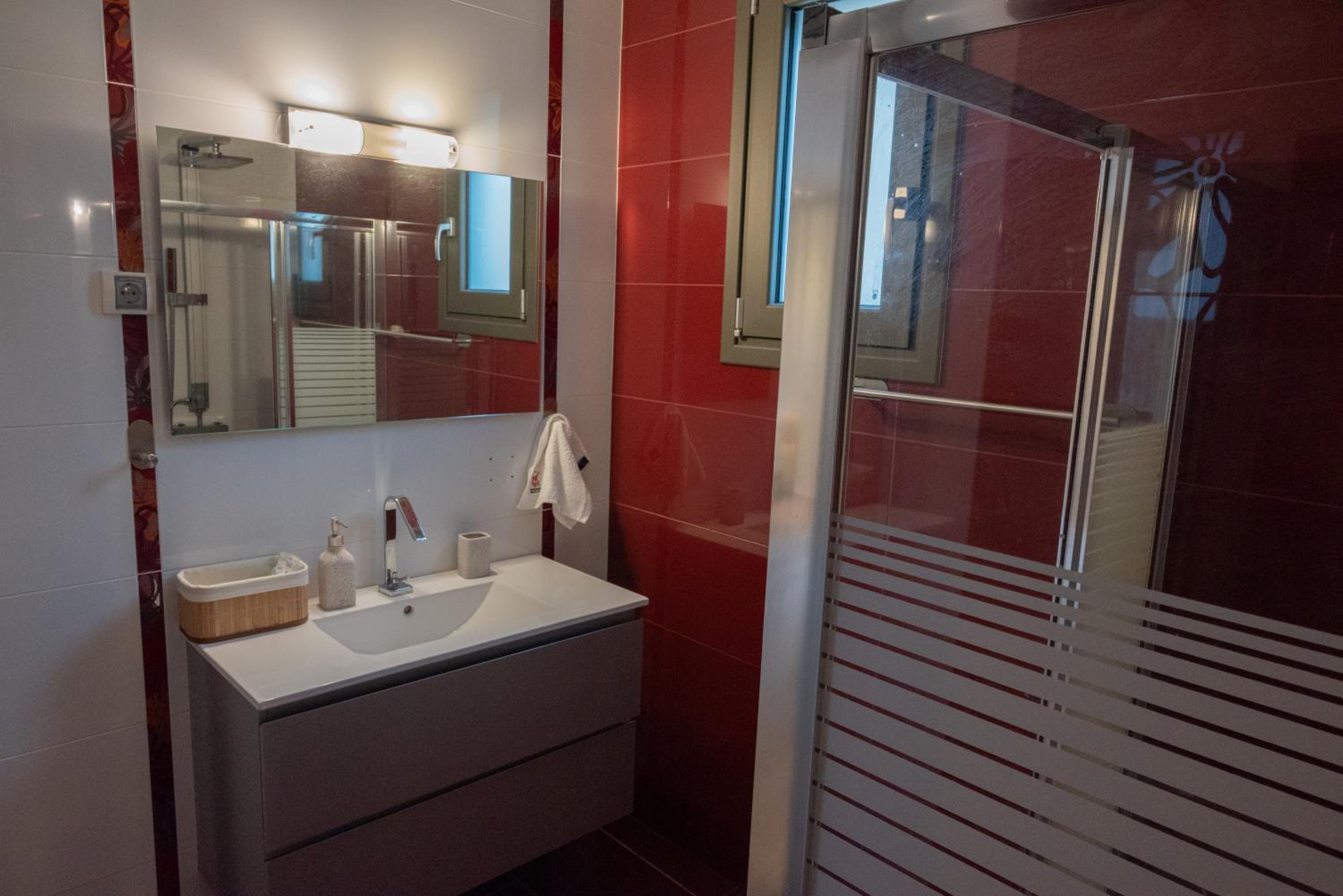 White Sand Loutraki Villa - Sea View