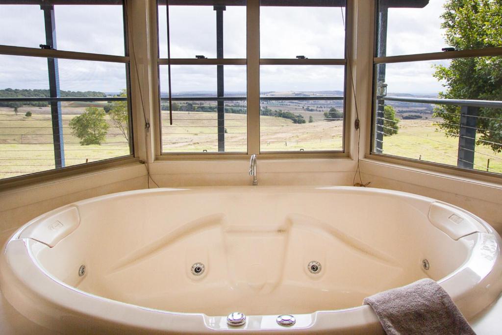 Hillview Cottages