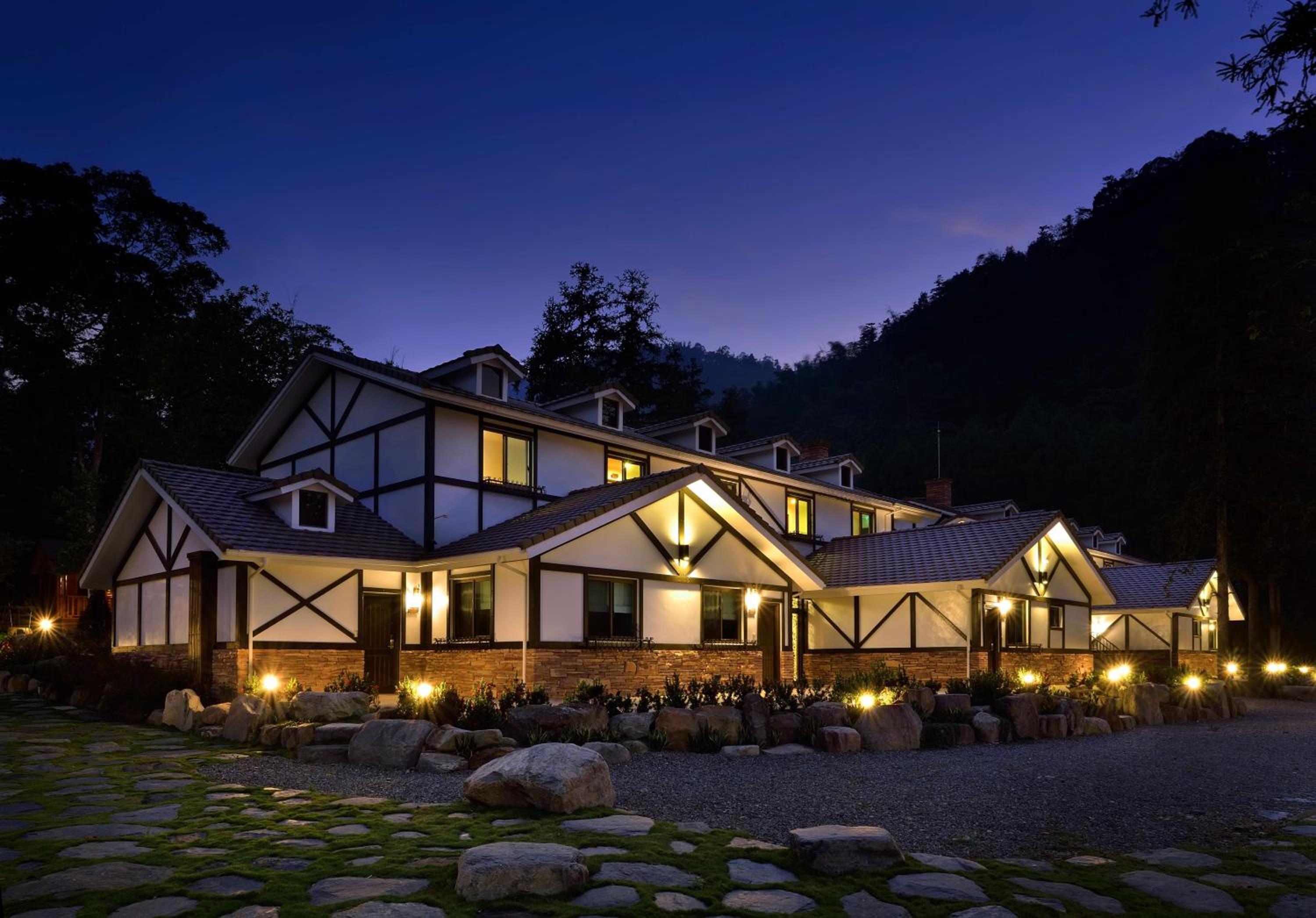 Yo Shen Jing Resorts