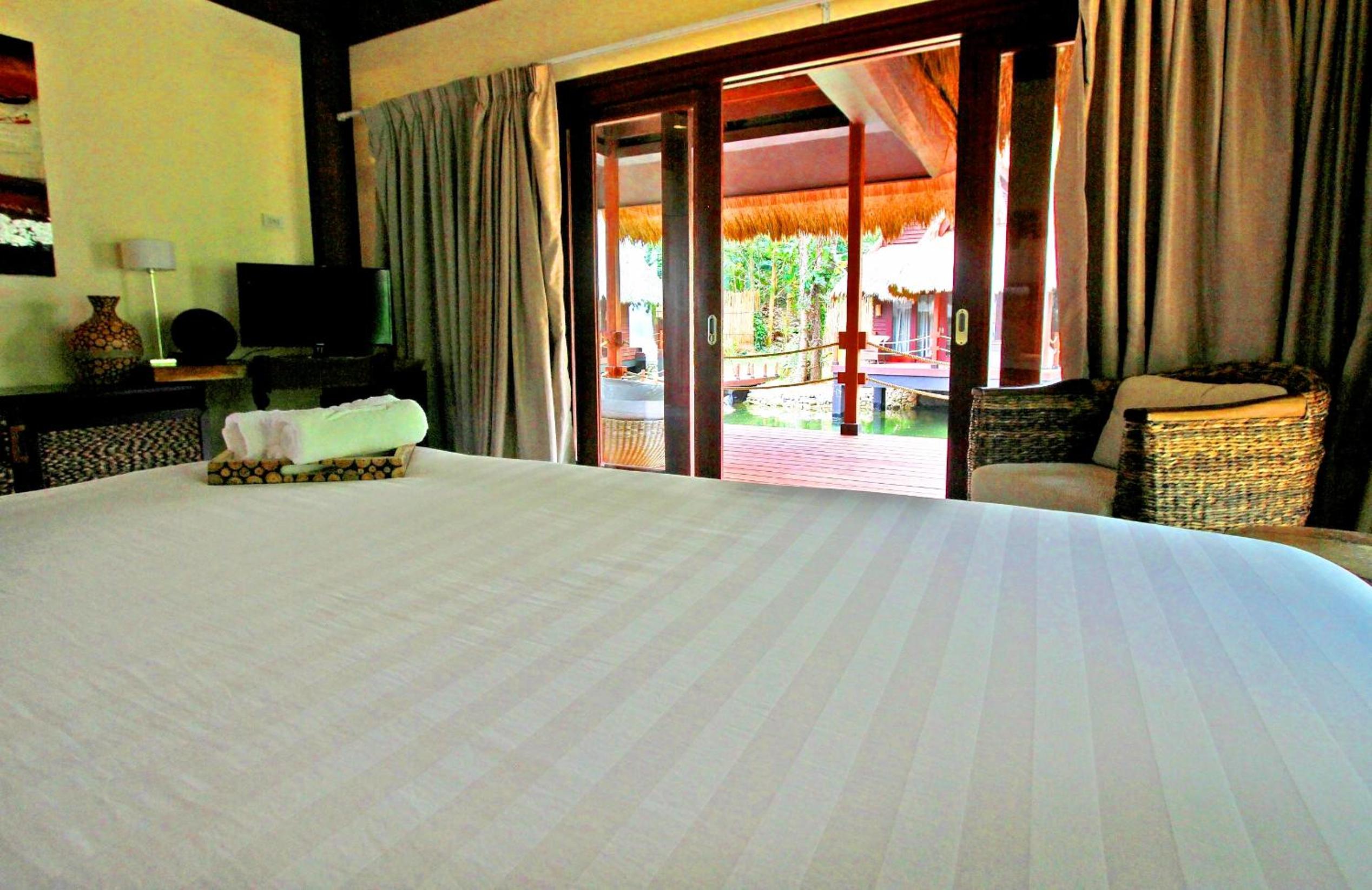 Cauayan Island Resort and Spa