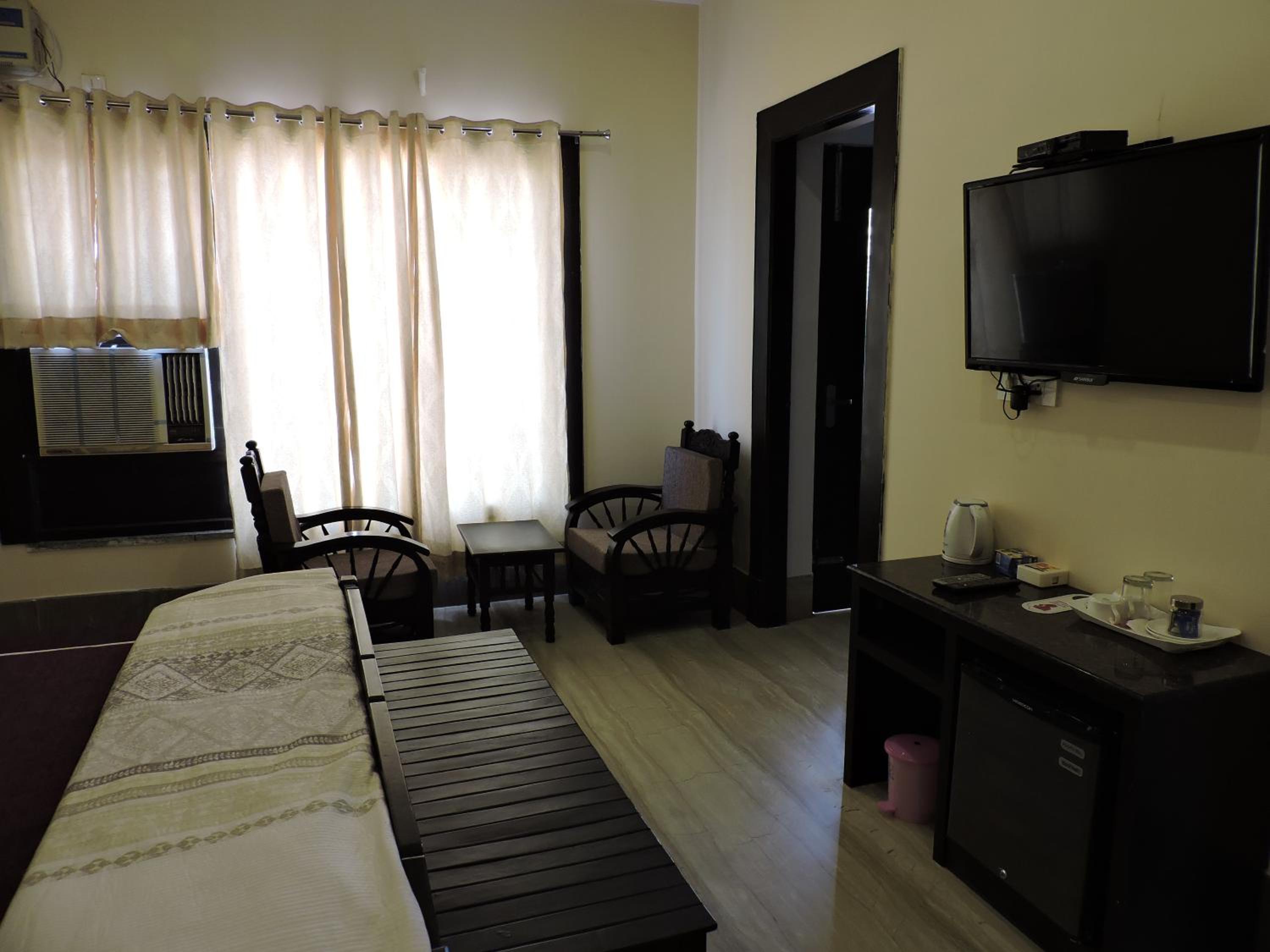 Pearl of Taj Home Stay