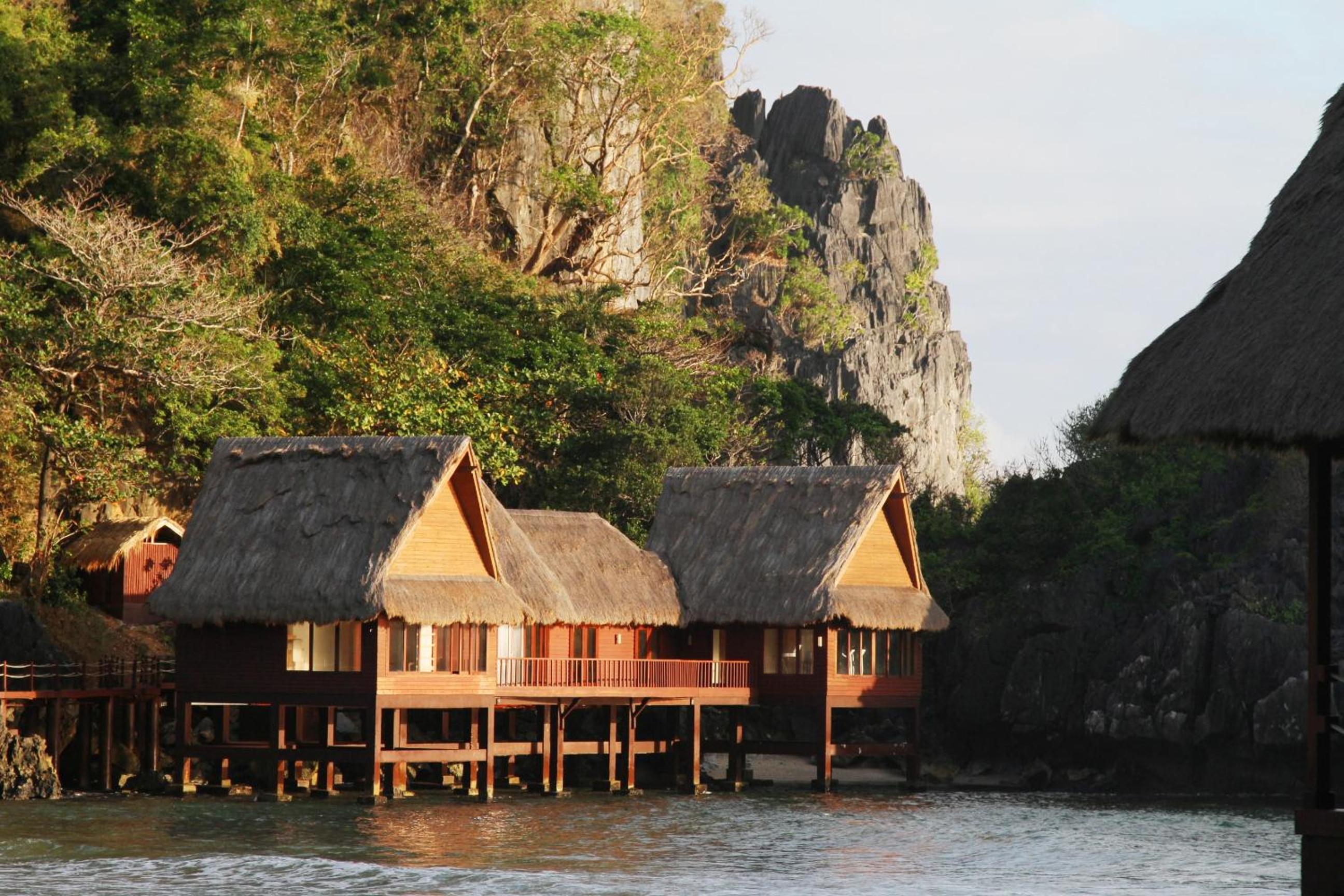 Cauayan Island Resort and Spa