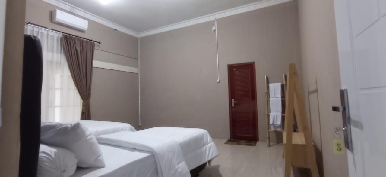 Griya Al Mukmin Guesthouse Syariah