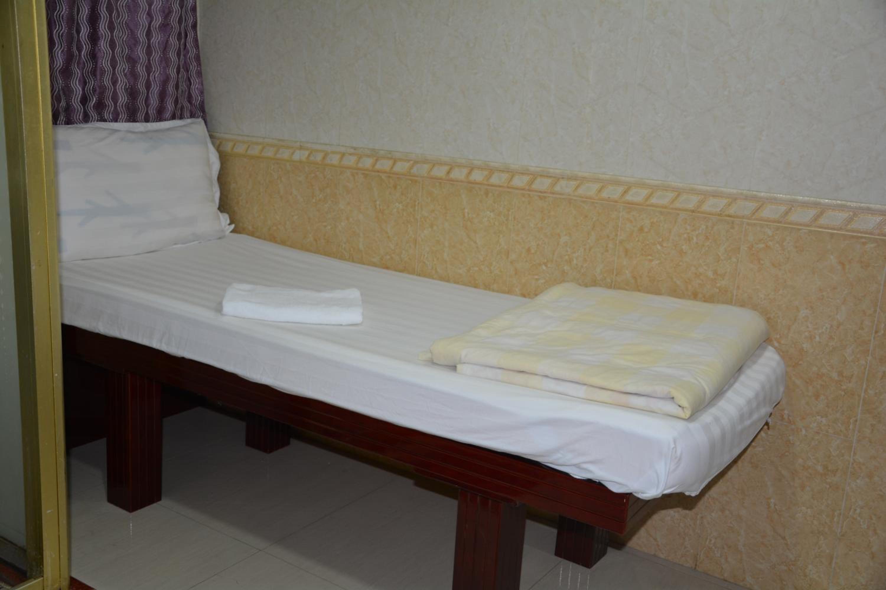 Everest Guest House