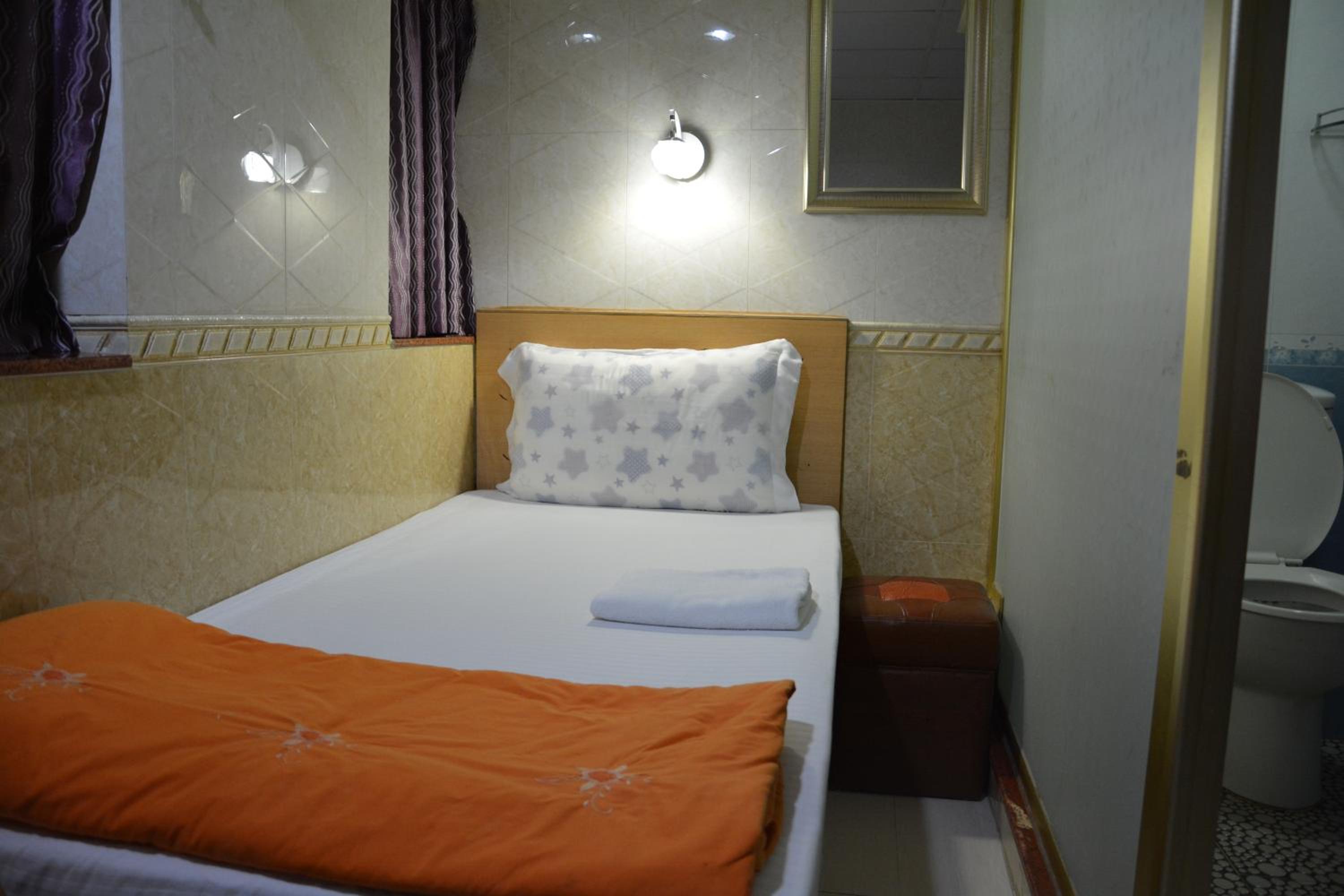 Everest Guest House
