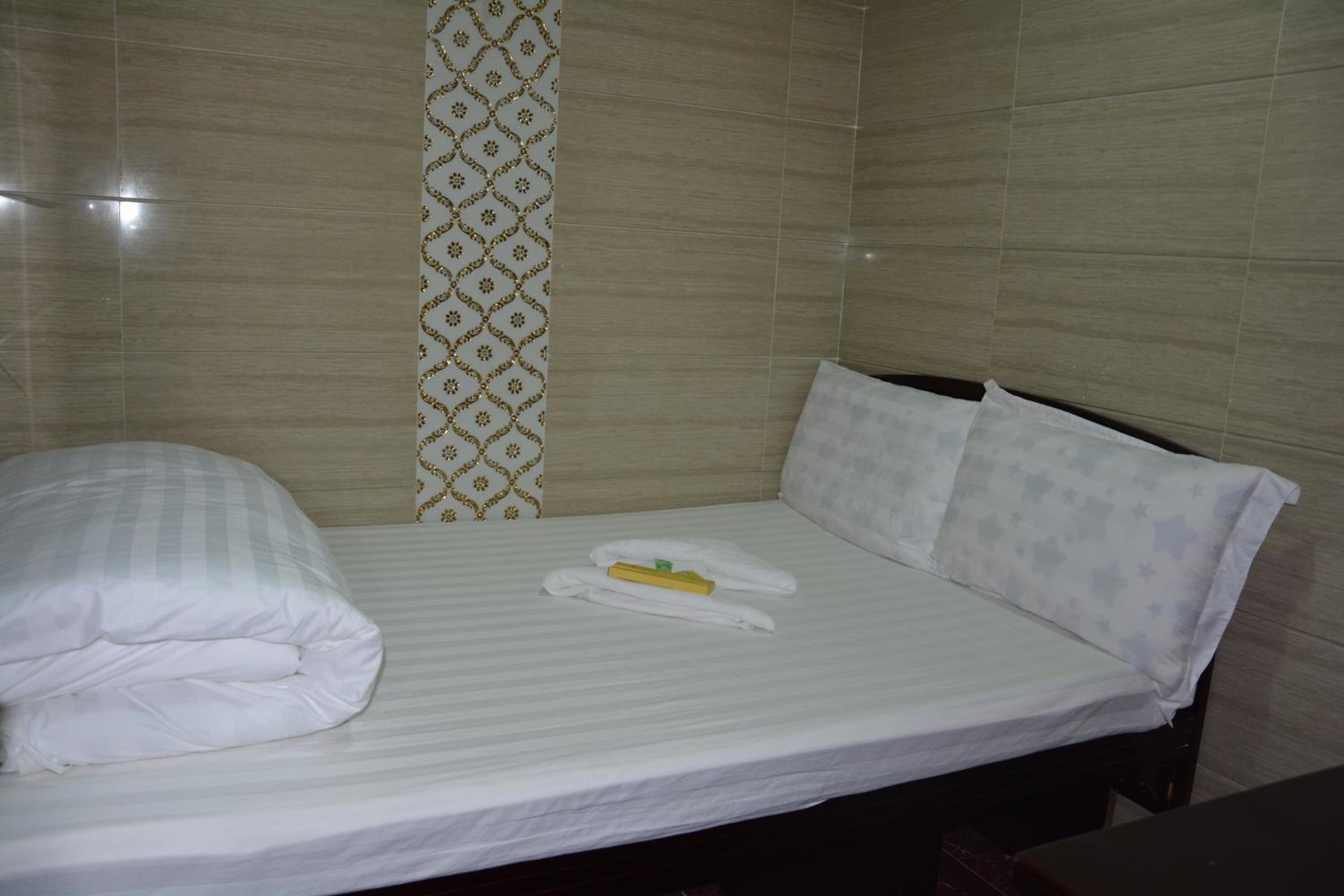 Everest Guest House