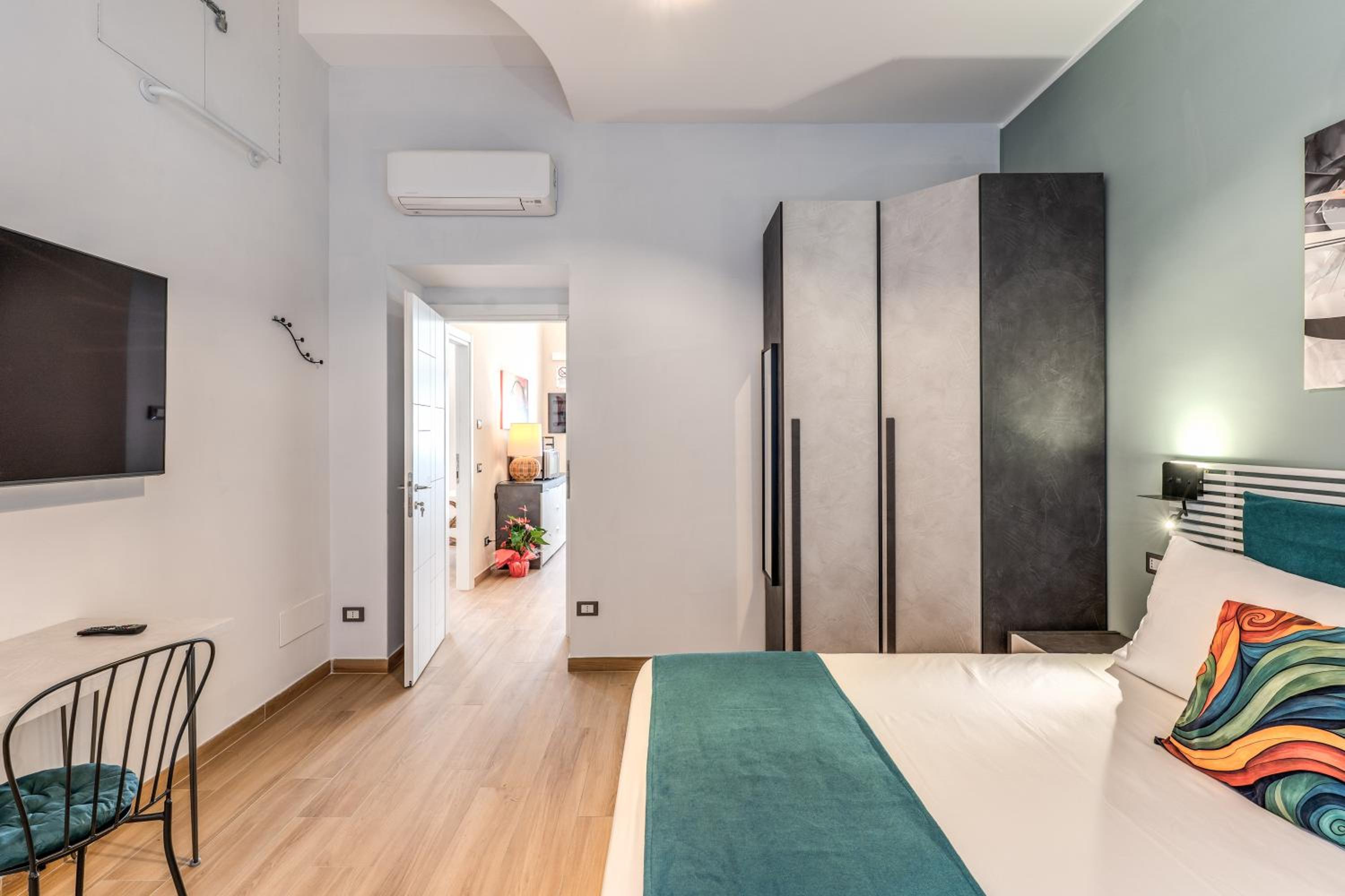 Trilocale indipendente vicino Metro per Colosseo - Domus in Rome