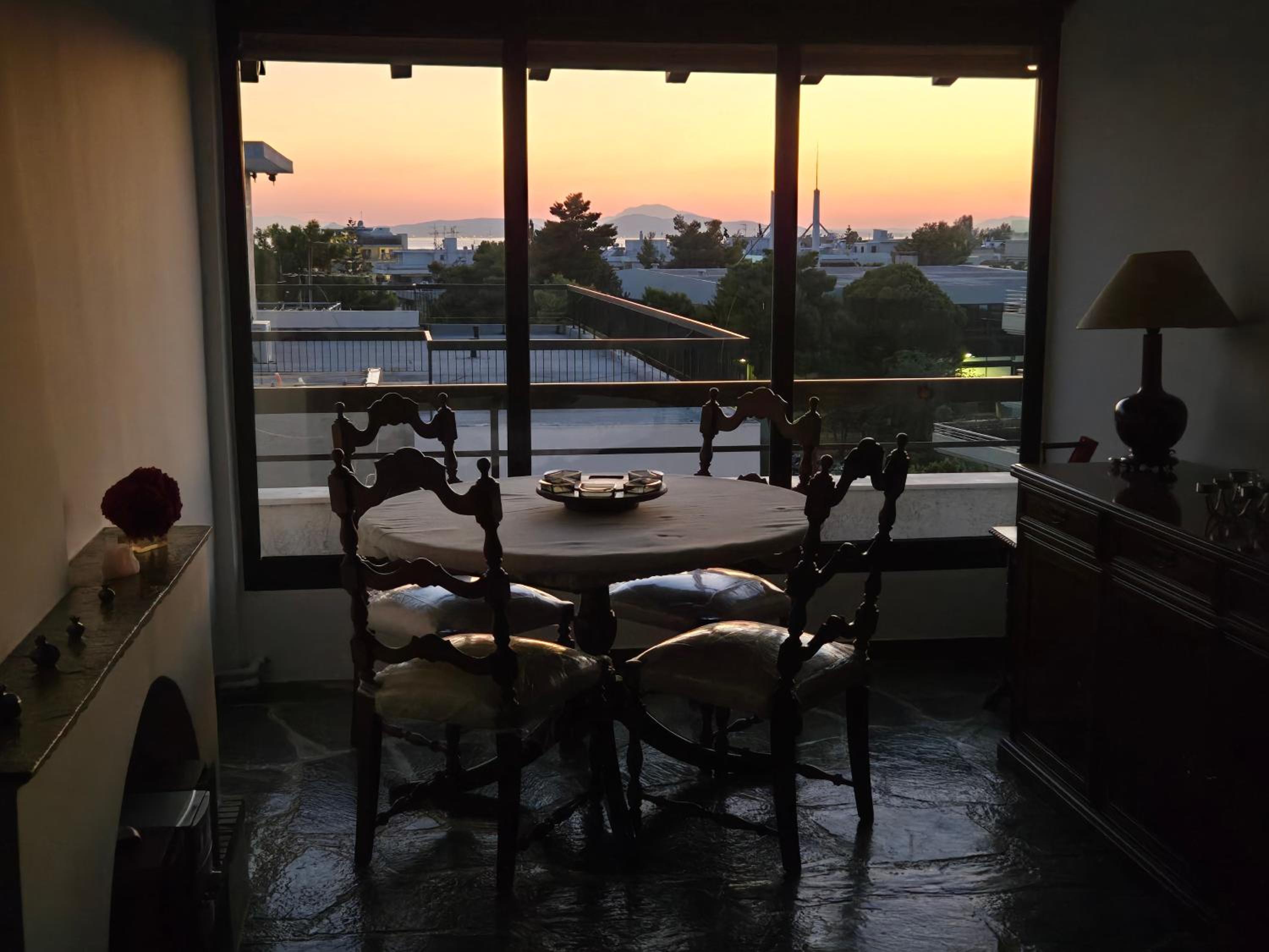 The-terrace-of-glyfada