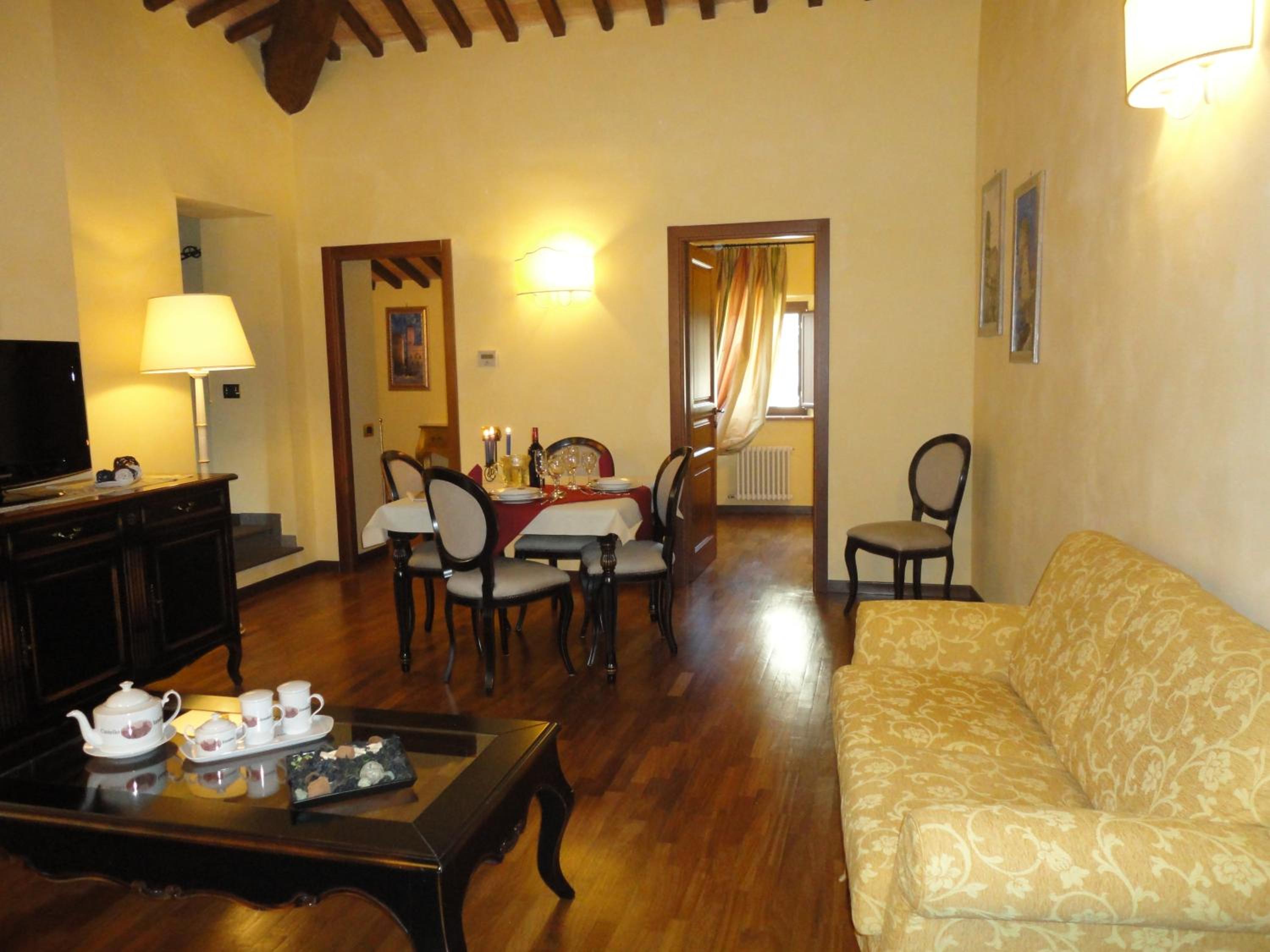 Castello Izzalini Todi Resort