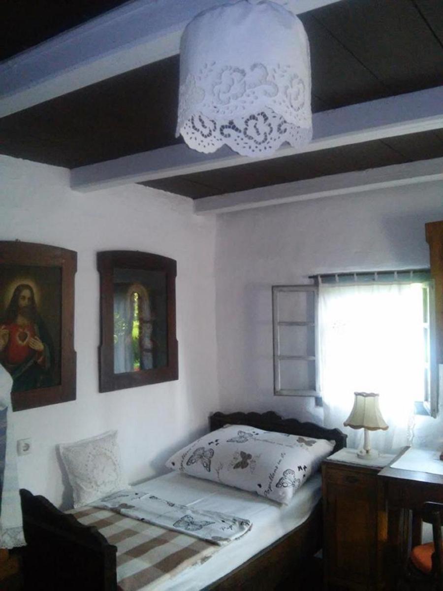 Photo 27