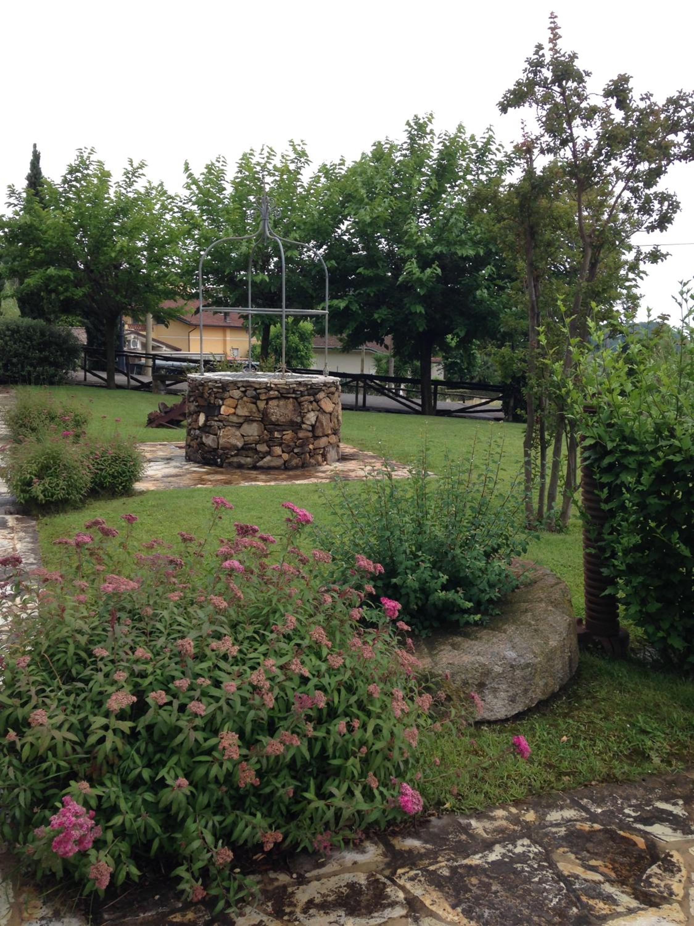 Photo 35