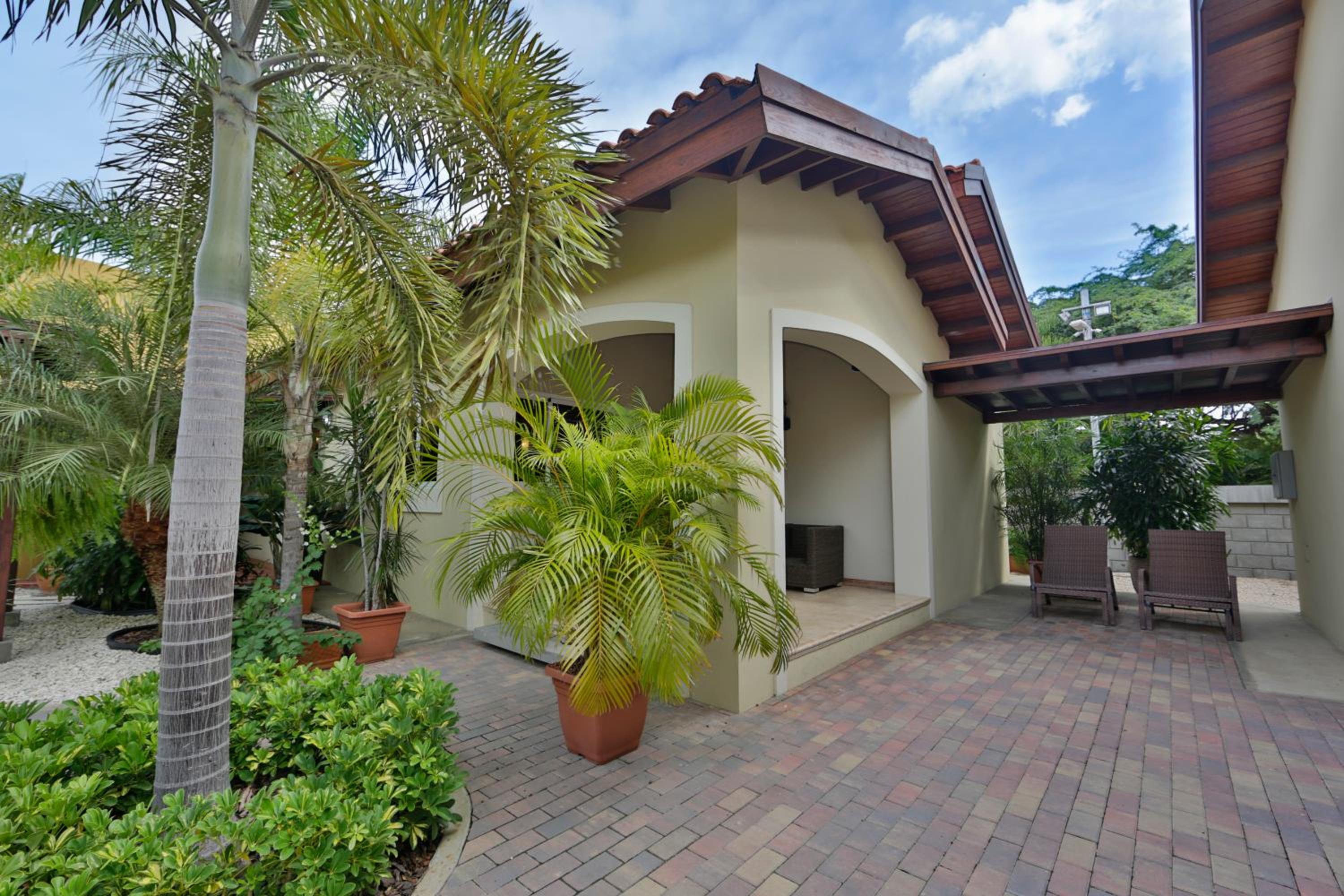 Costa Esmeralda Village