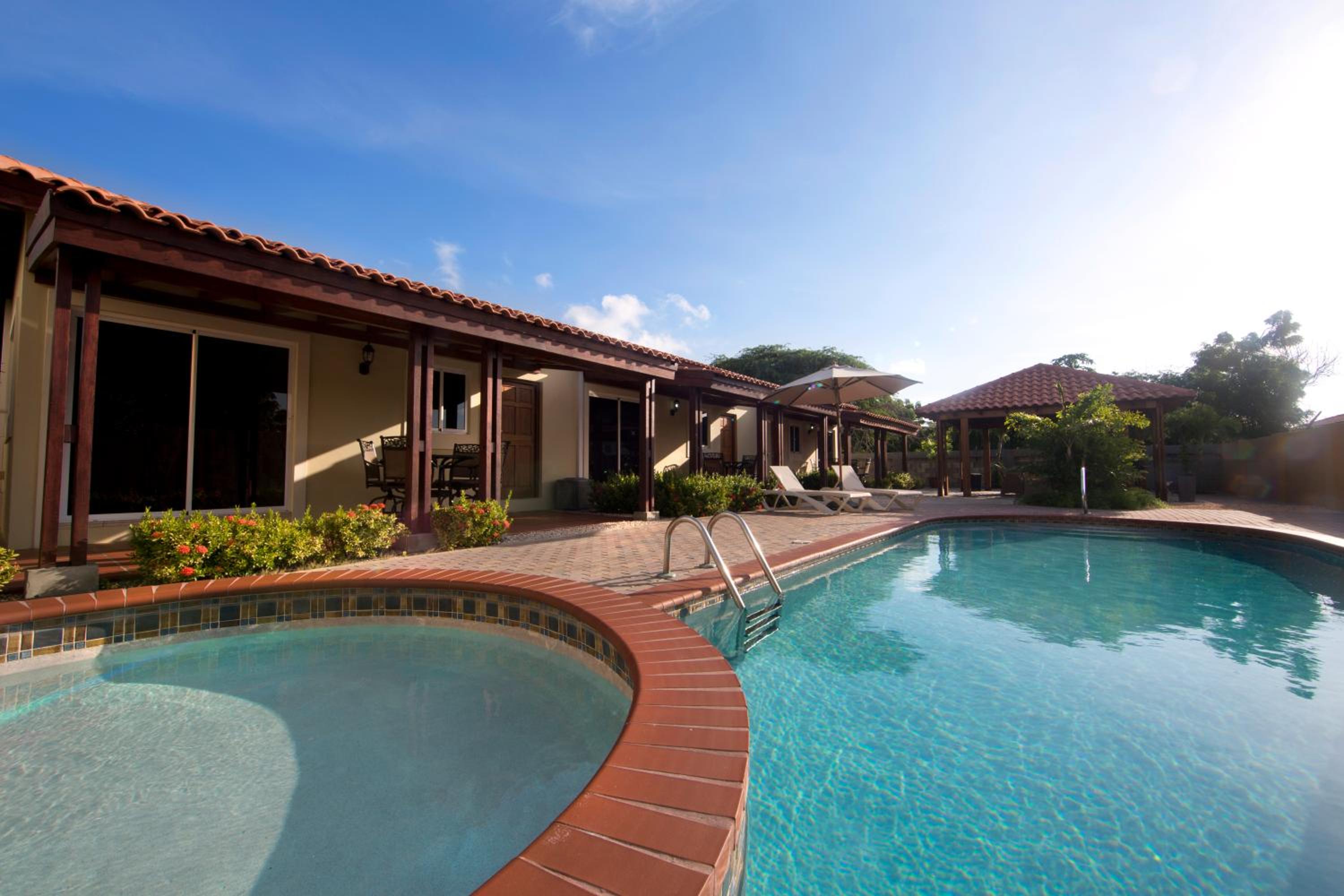 Costa Esmeralda Village