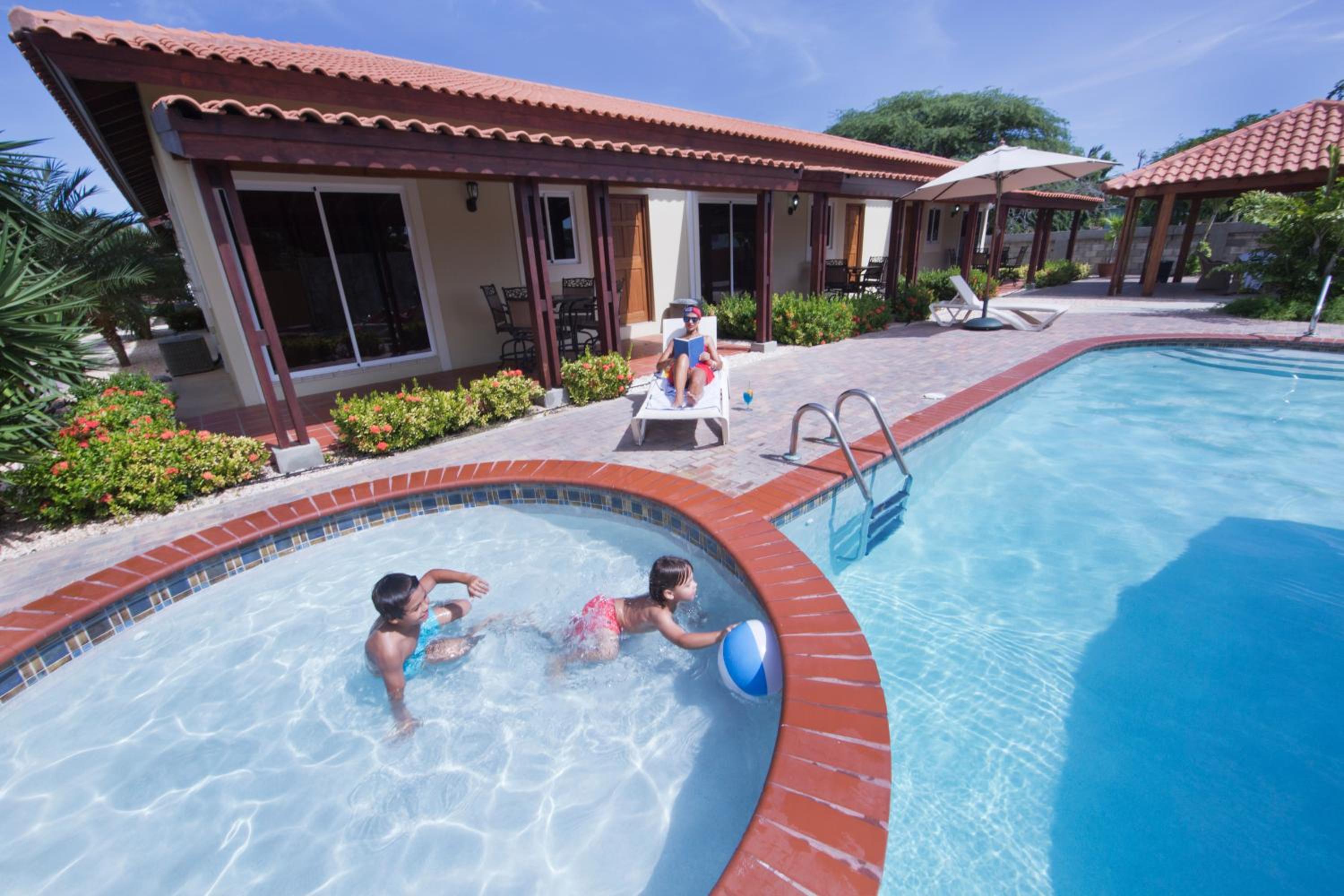 Costa Esmeralda Village