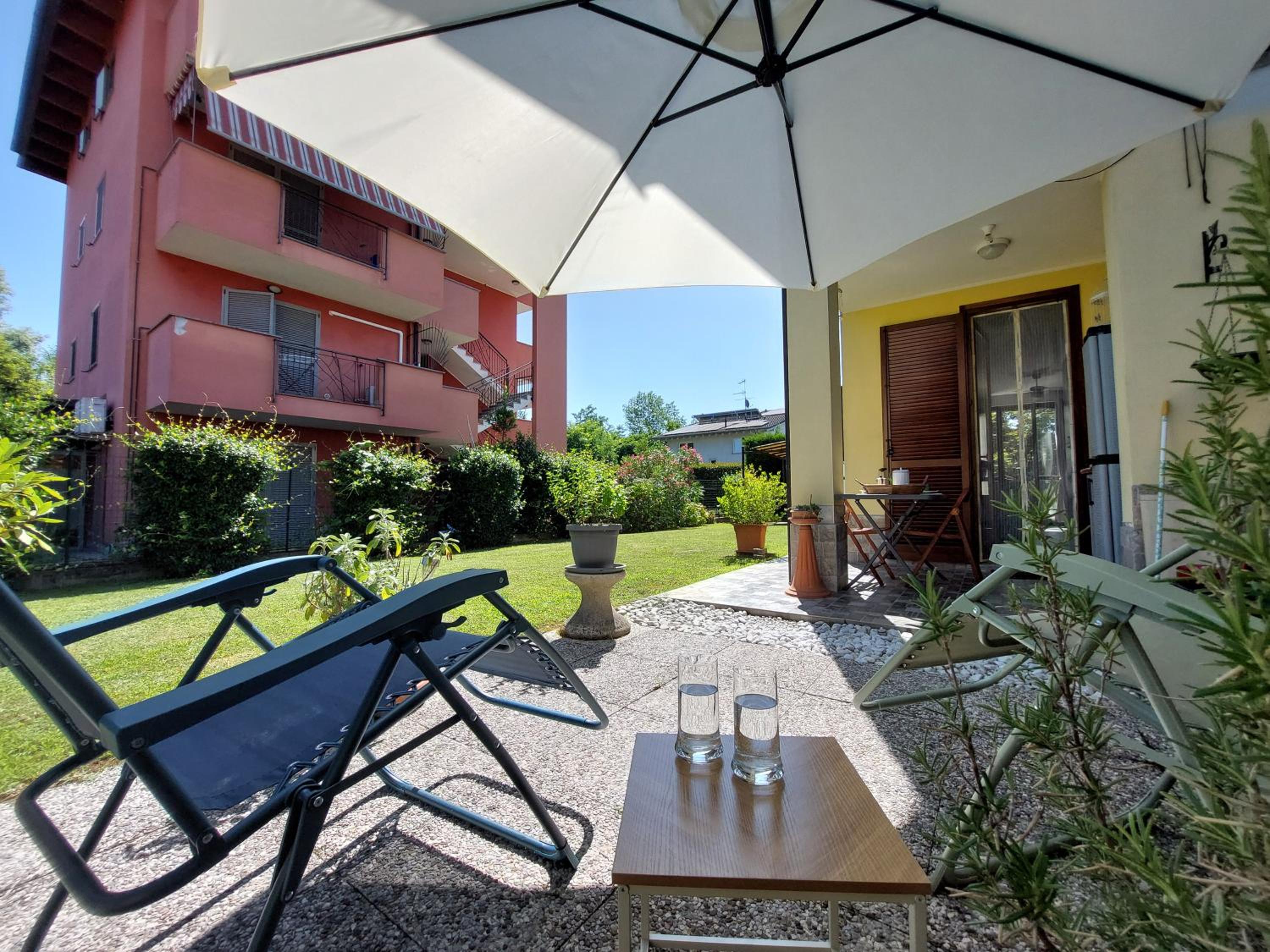 Arona - Lake Maggiore Entire Home - parking