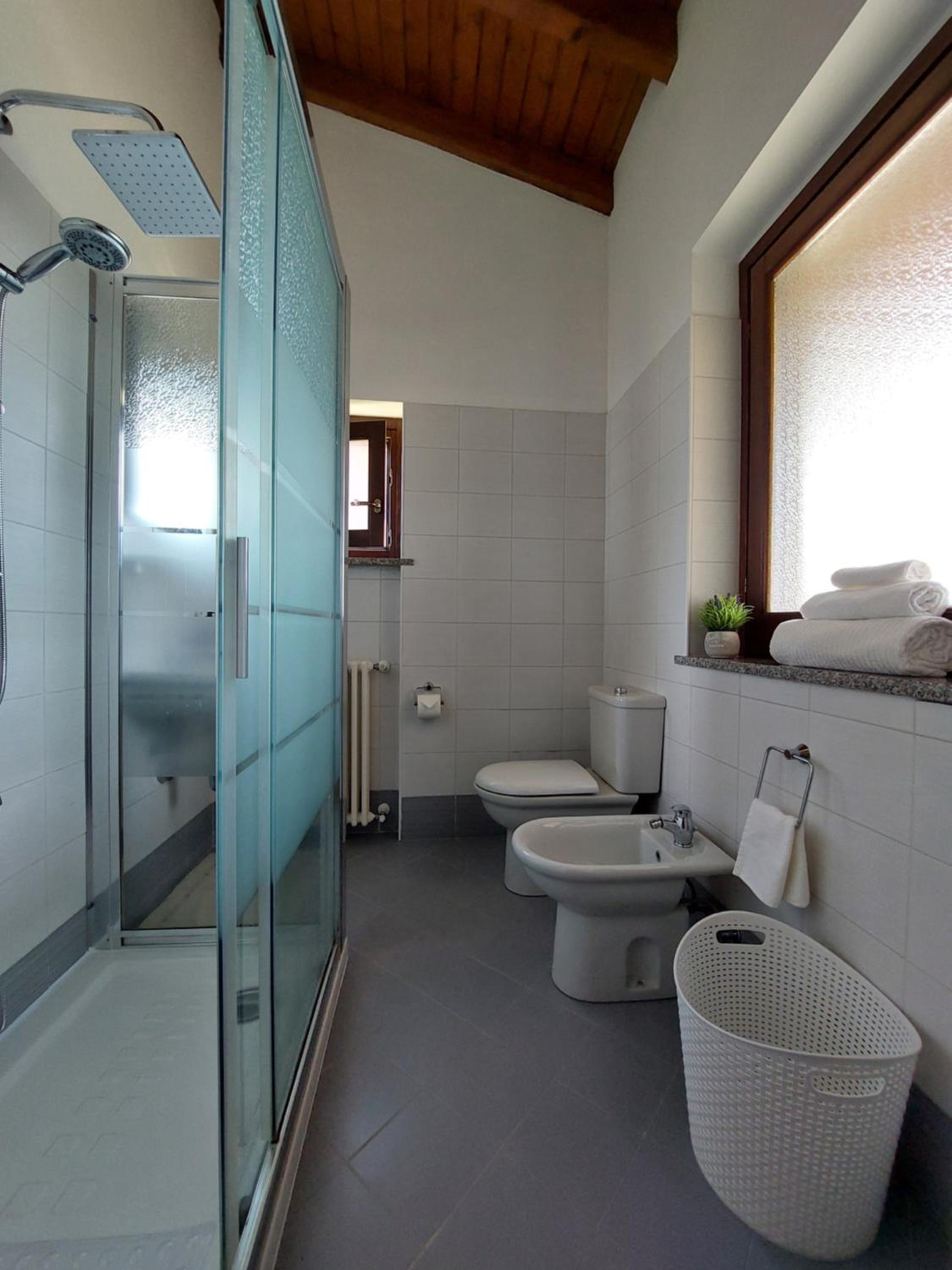 Arona - Lake Maggiore Entire Home - parking