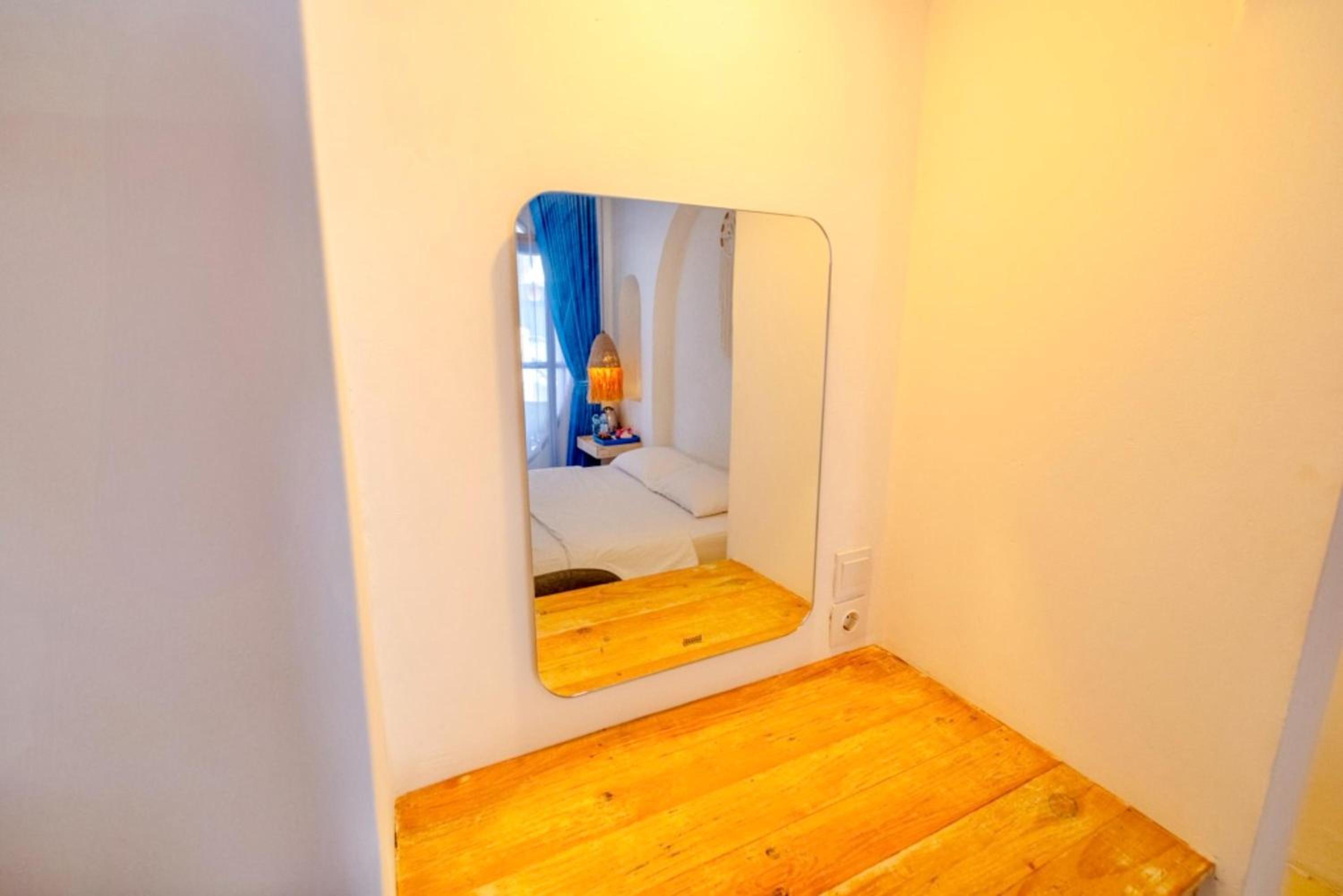 Anny Guest House 2 by ecommerceloka