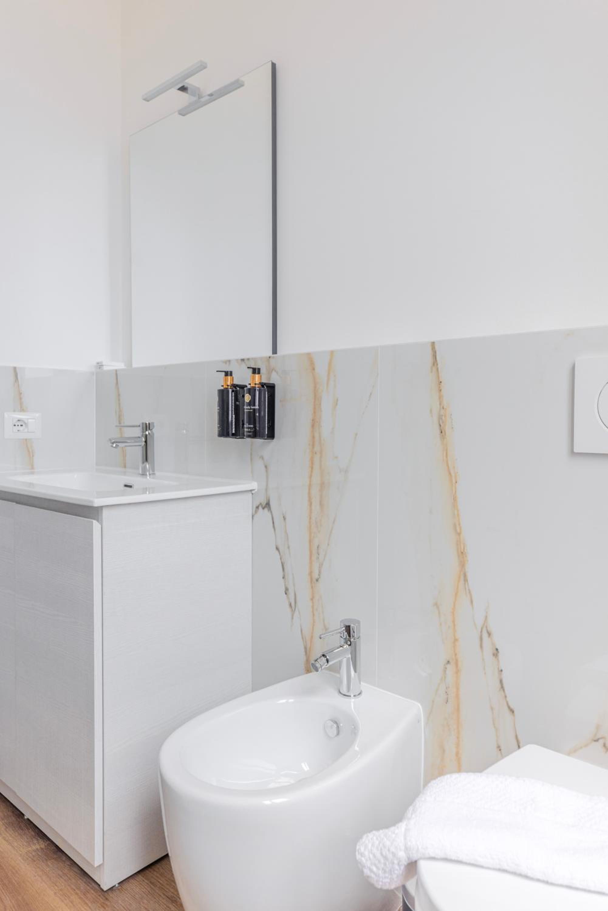 Vatican Pertusa Luxury Suites by Quinto Piano