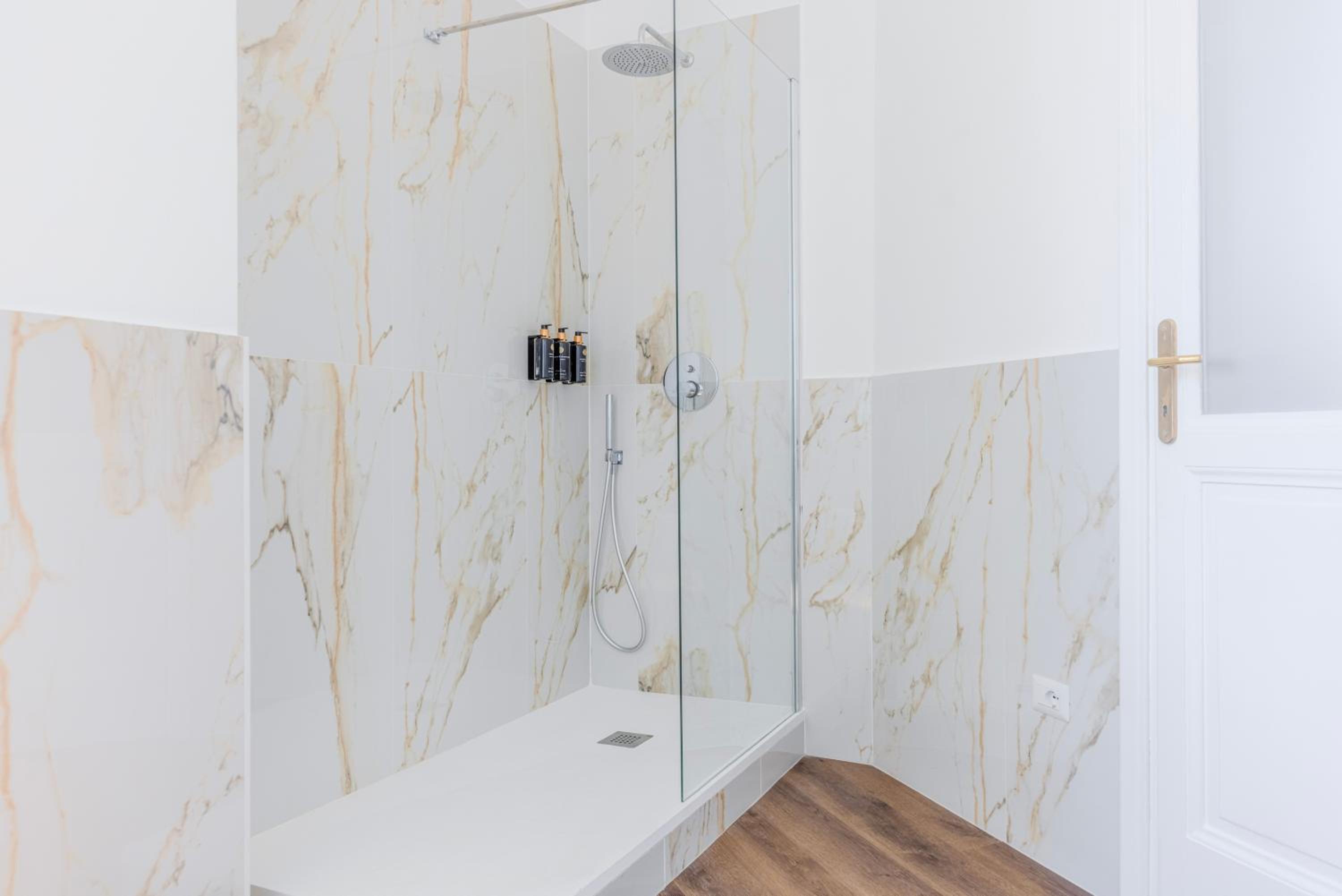 Vatican Pertusa Luxury Suites by Quinto Piano