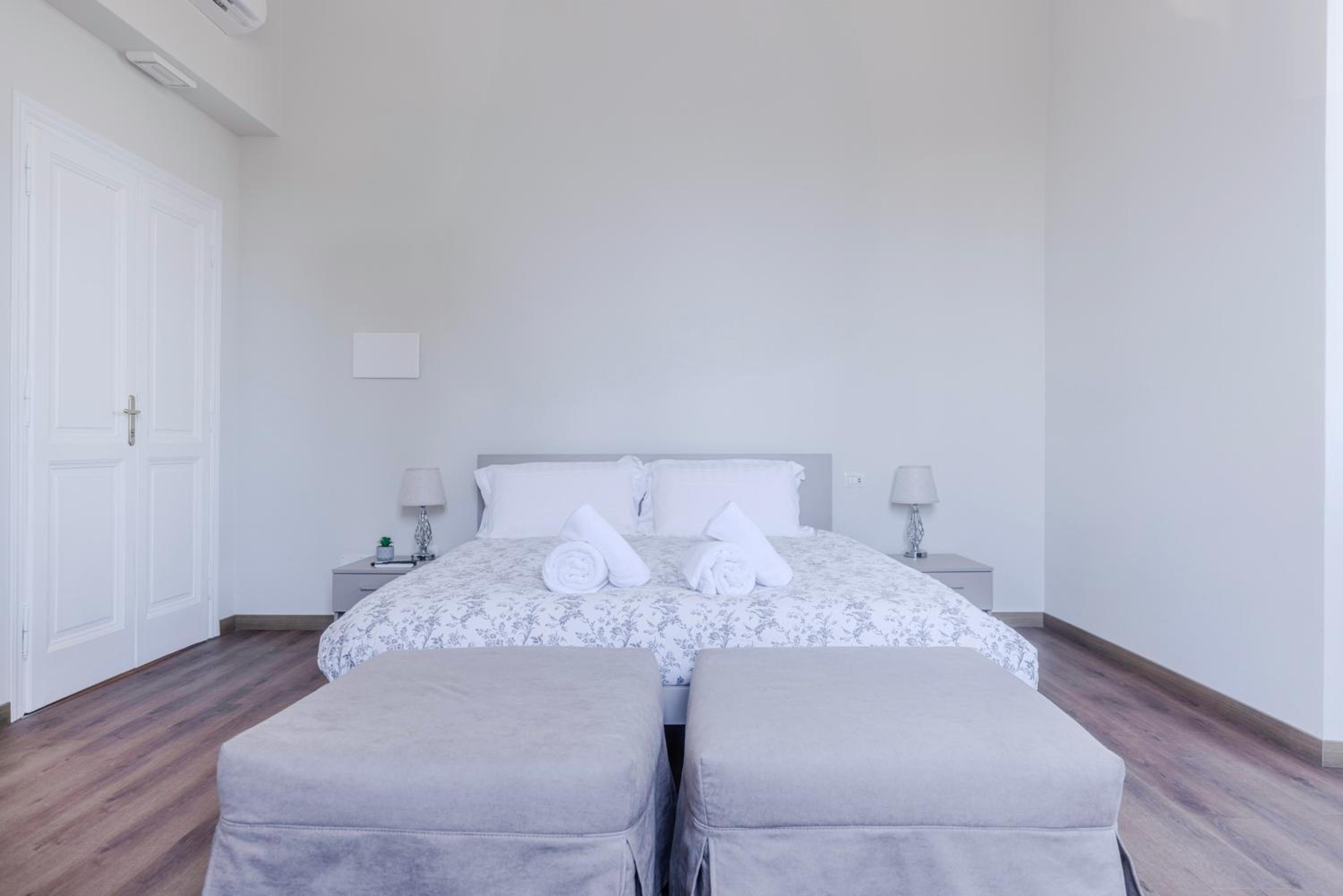 Vatican Pertusa Luxury Suites by Quinto Piano