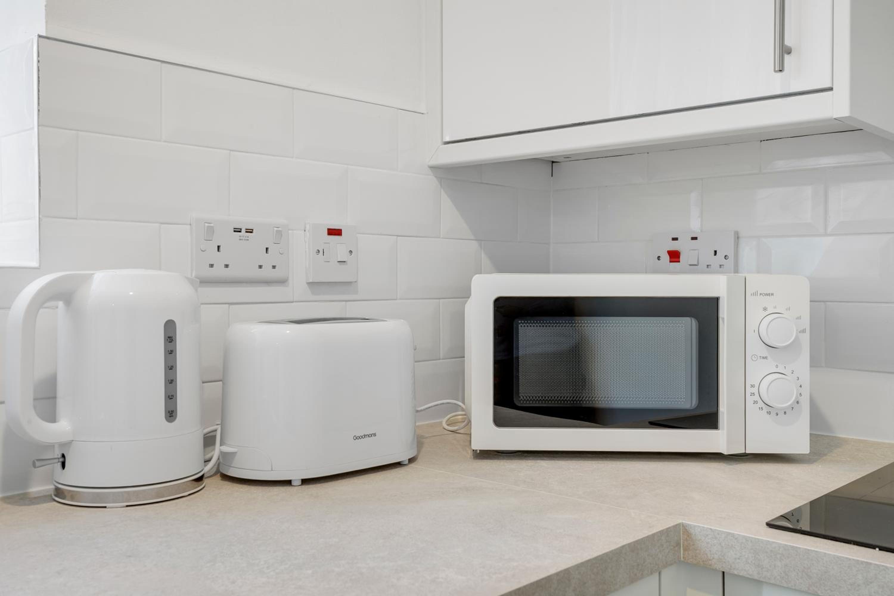 Cosy flat, 10 Mins to Central London & Tottenham stadium with Parking and WIFI