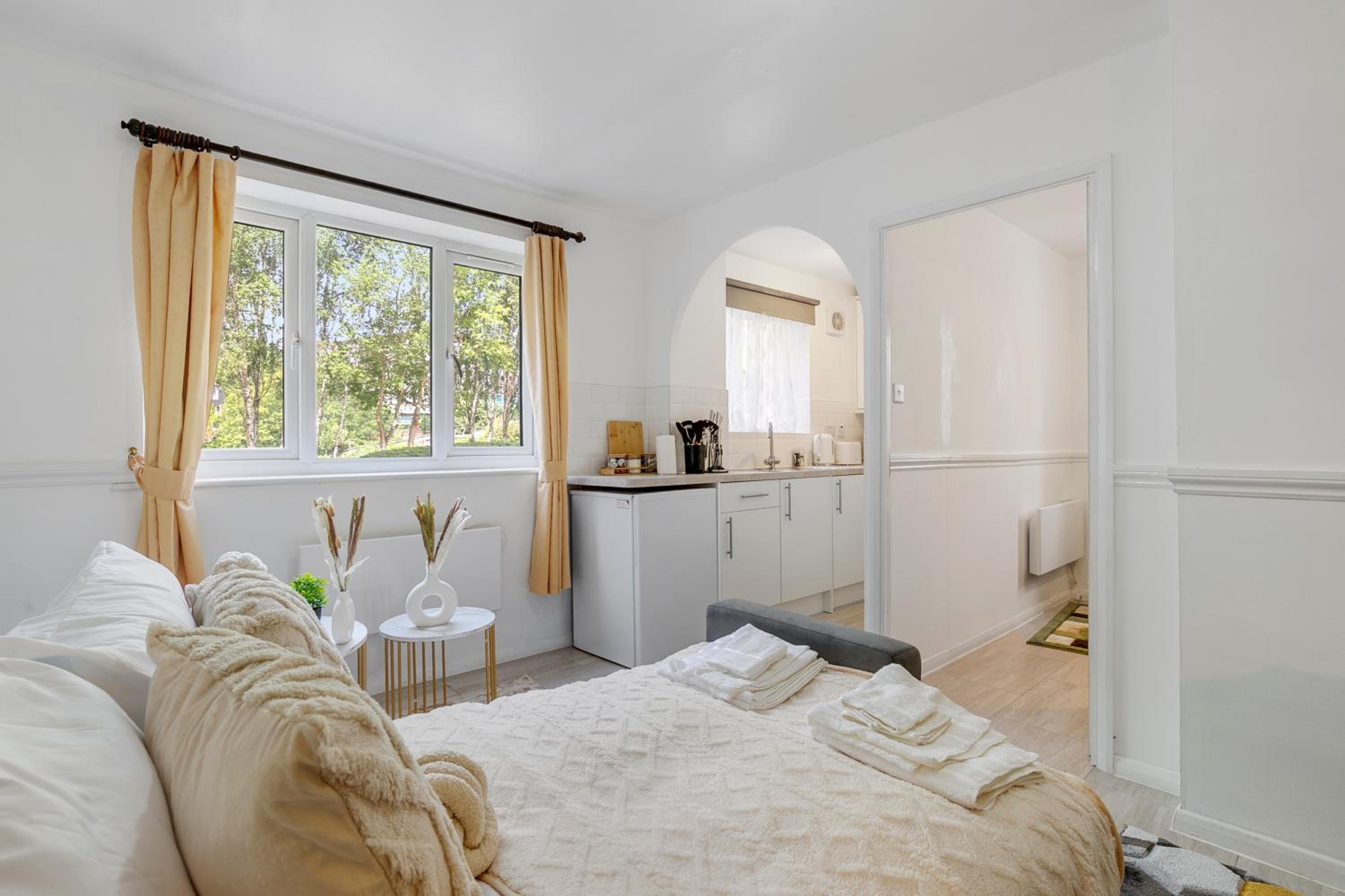 Cosy flat, 10 Mins to Central London & Tottenham stadium with Parking and WIFI