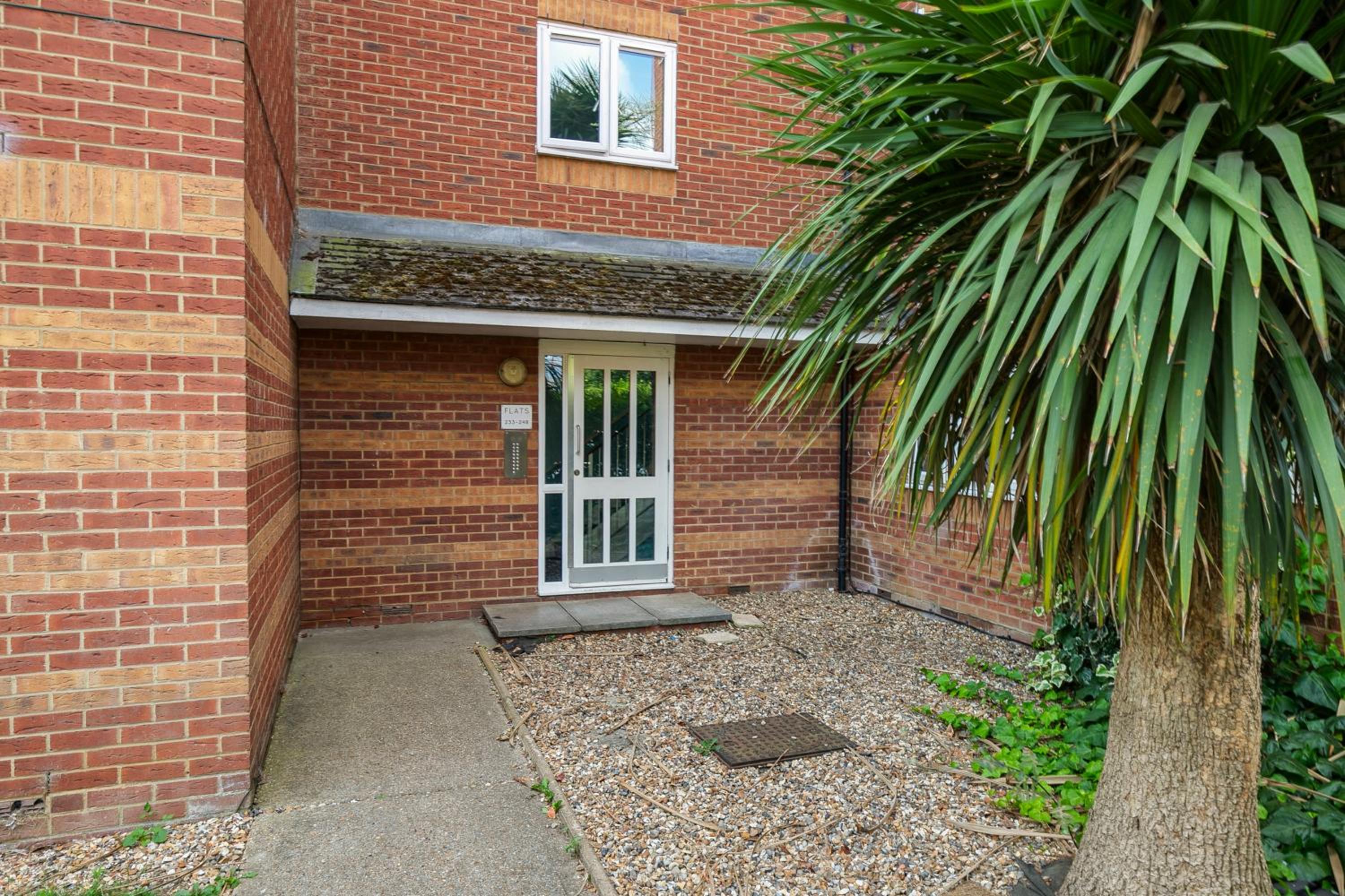 Cosy flat, 10 Mins to Central London & Tottenham stadium with Parking and WIFI