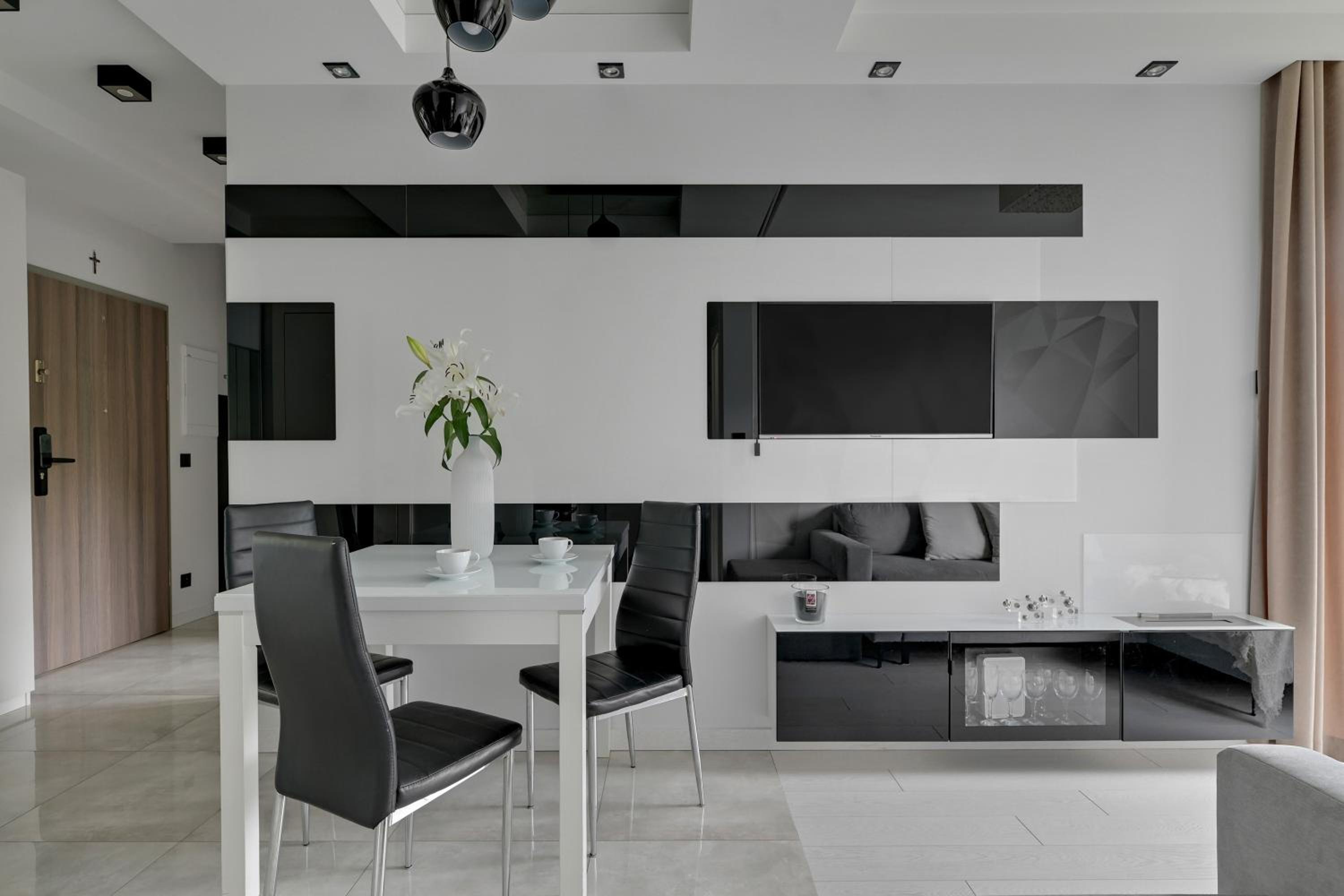 Awiator Seaside by Downtown Apartments