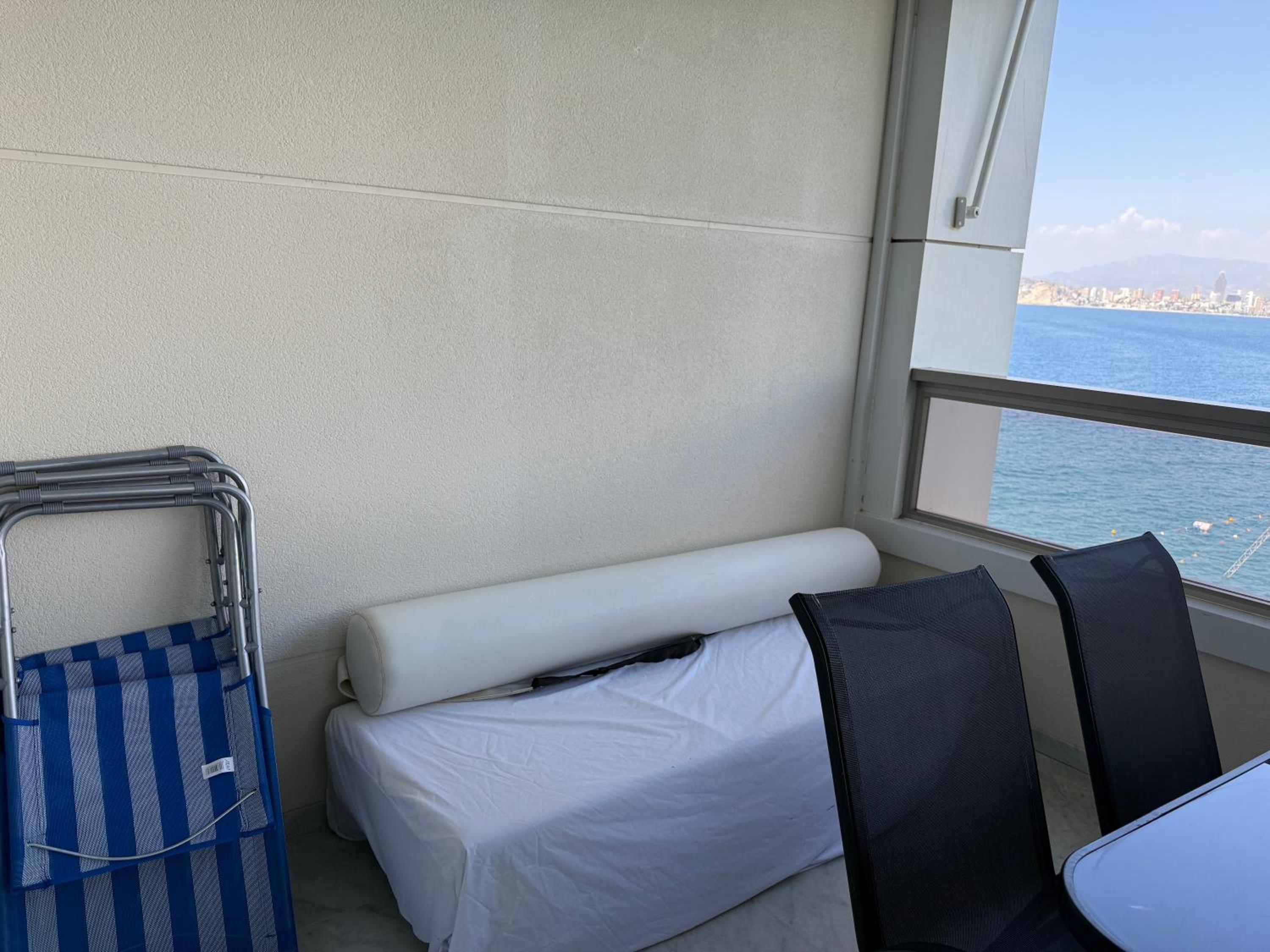 Excellent apartment in front of the sea!