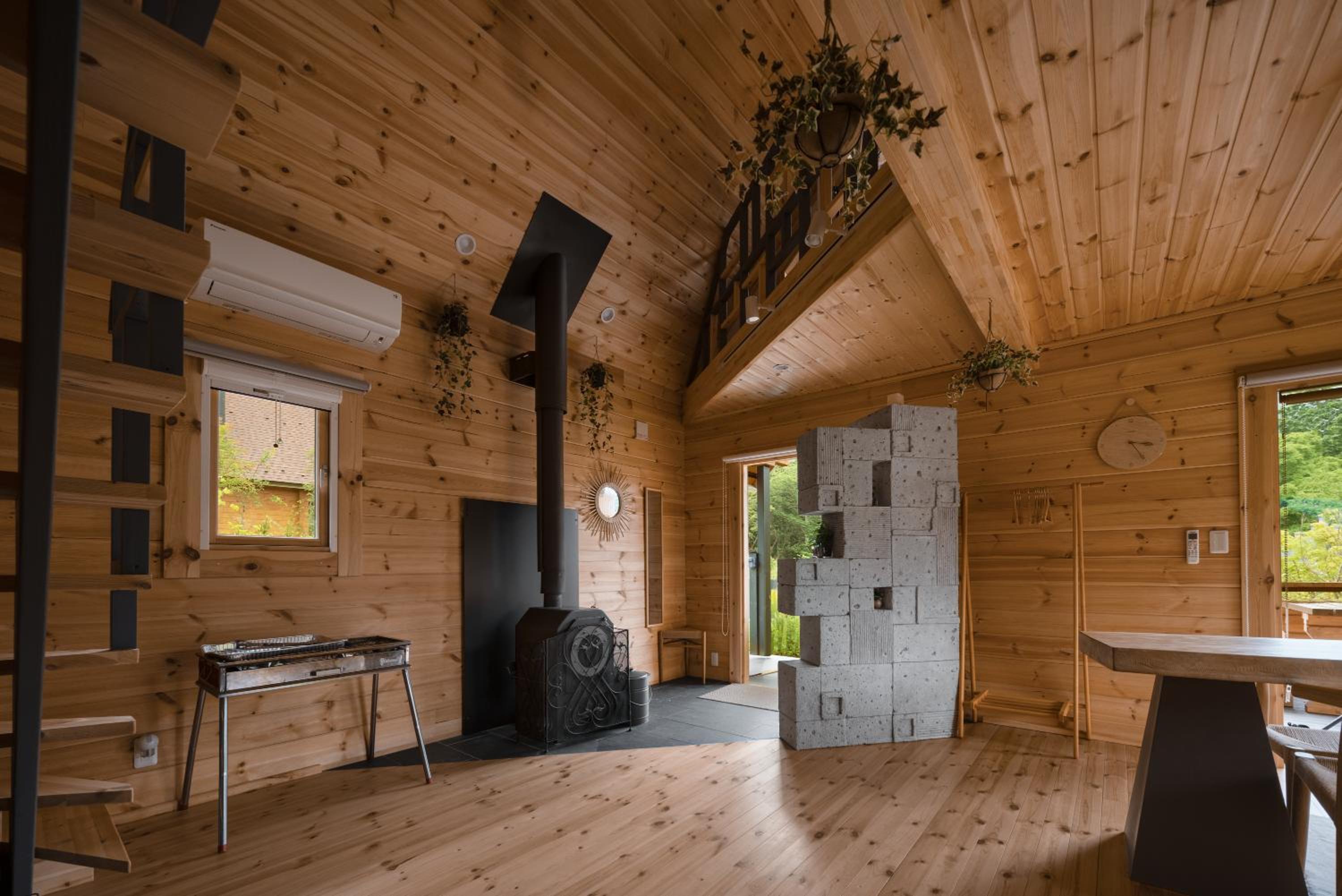 箱根芦之隠 Ashi Hakone Cabin Retreat