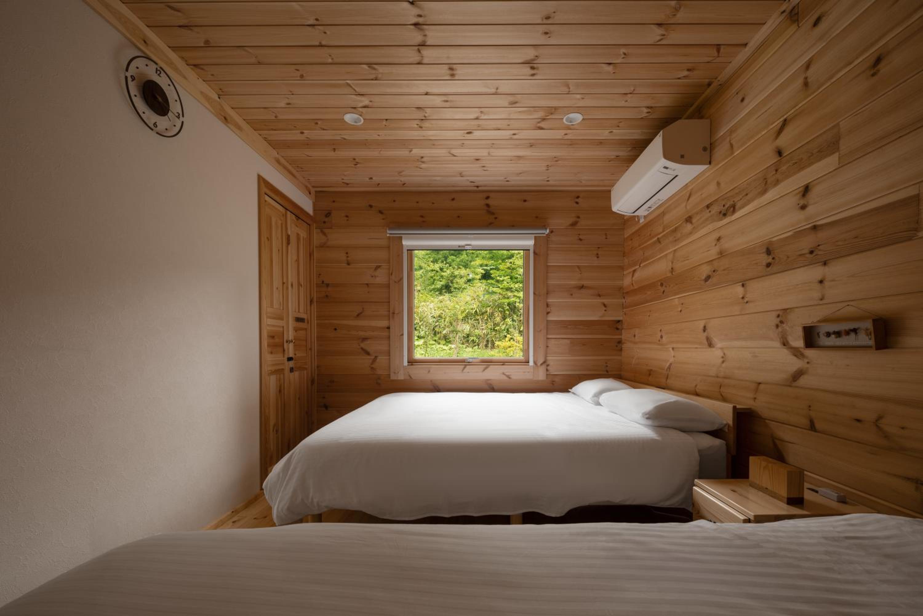 箱根芦之隠 Ashi Hakone Cabin Retreat