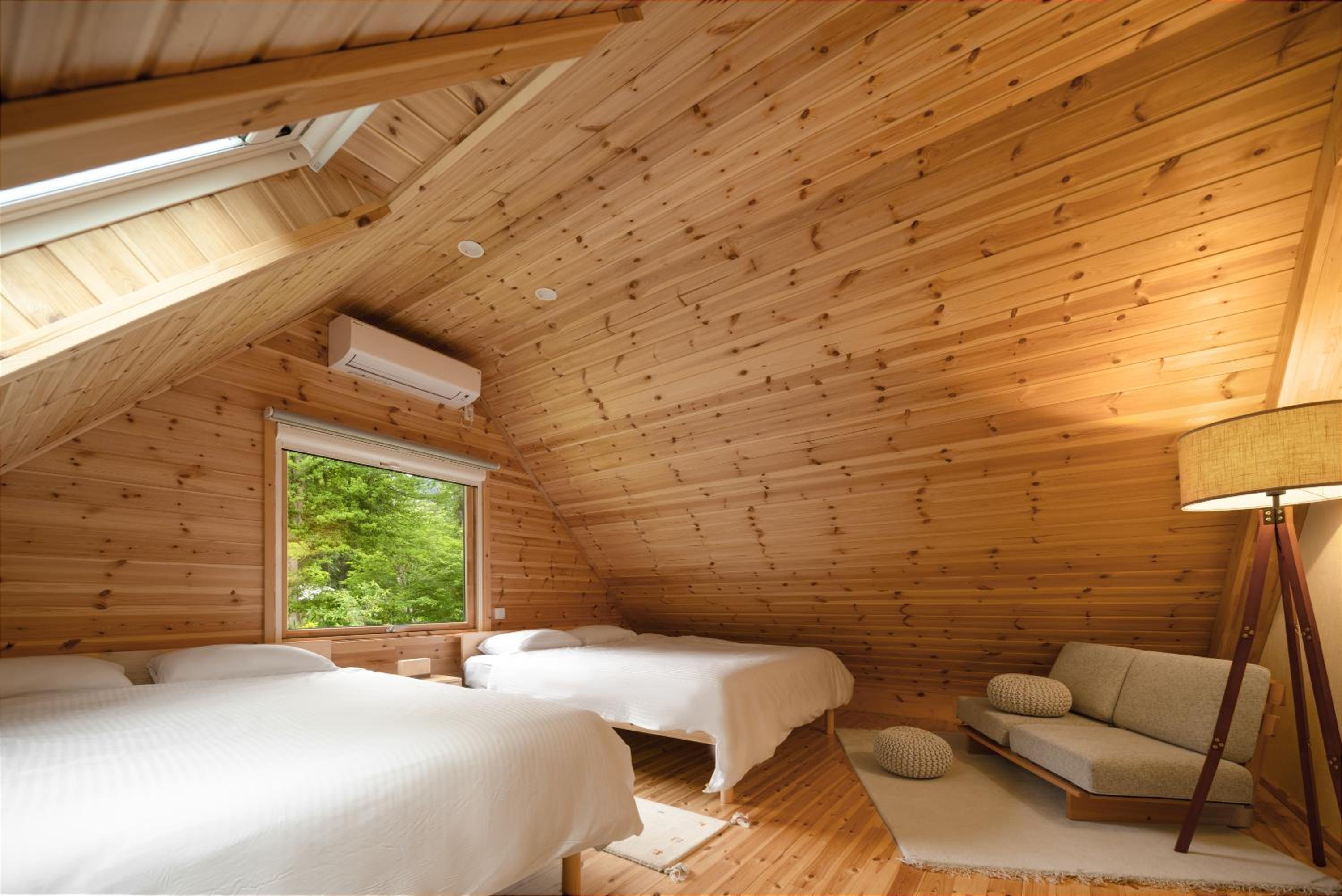 箱根芦之隠 Ashi Hakone Cabin Retreat